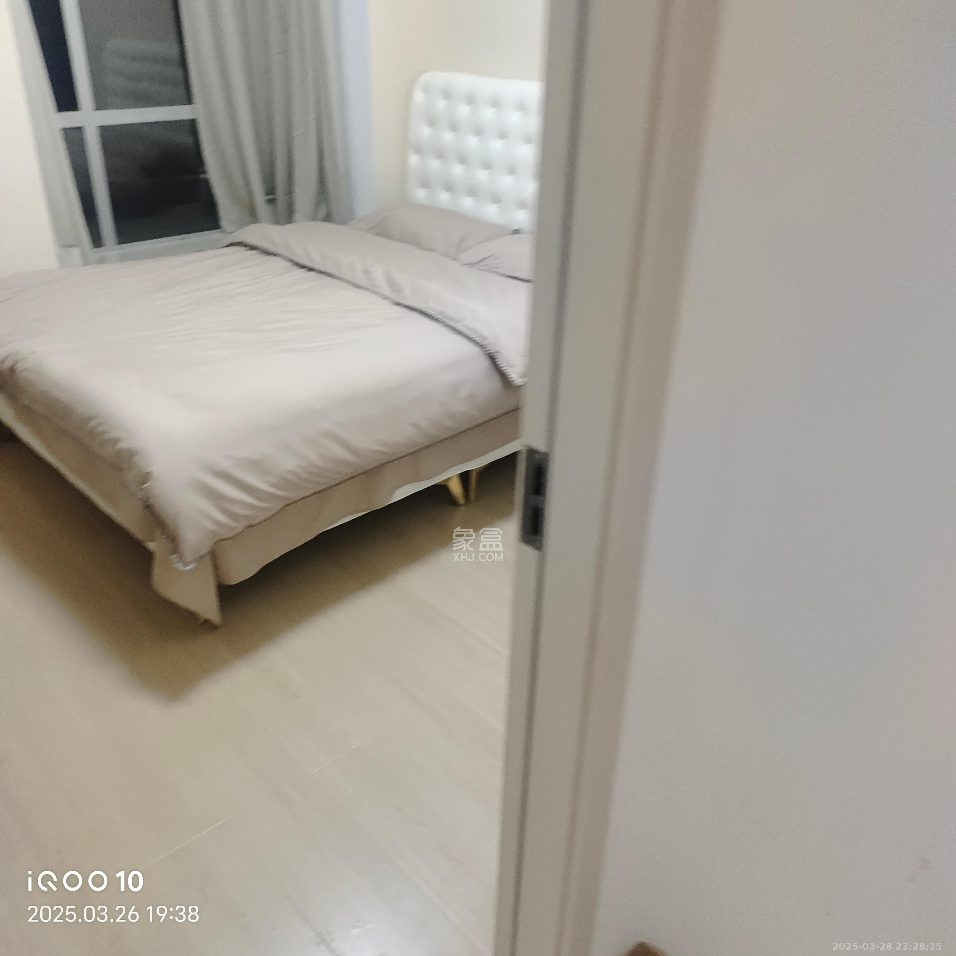 万科魅力之城  2室1厅1卫   2500.00元/月