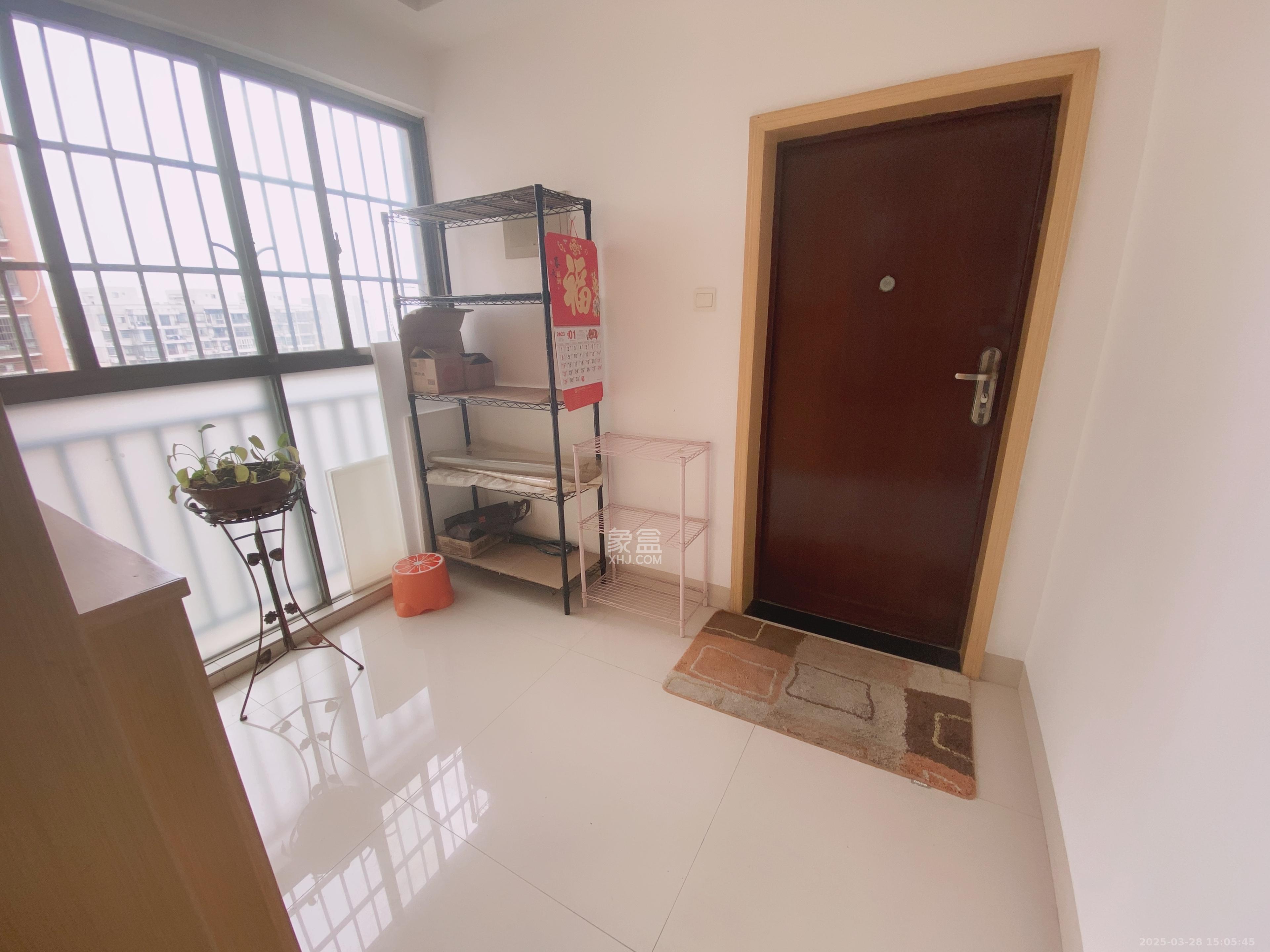湘翰御舍  1室0厅0卫   2700.00元/月室内图1