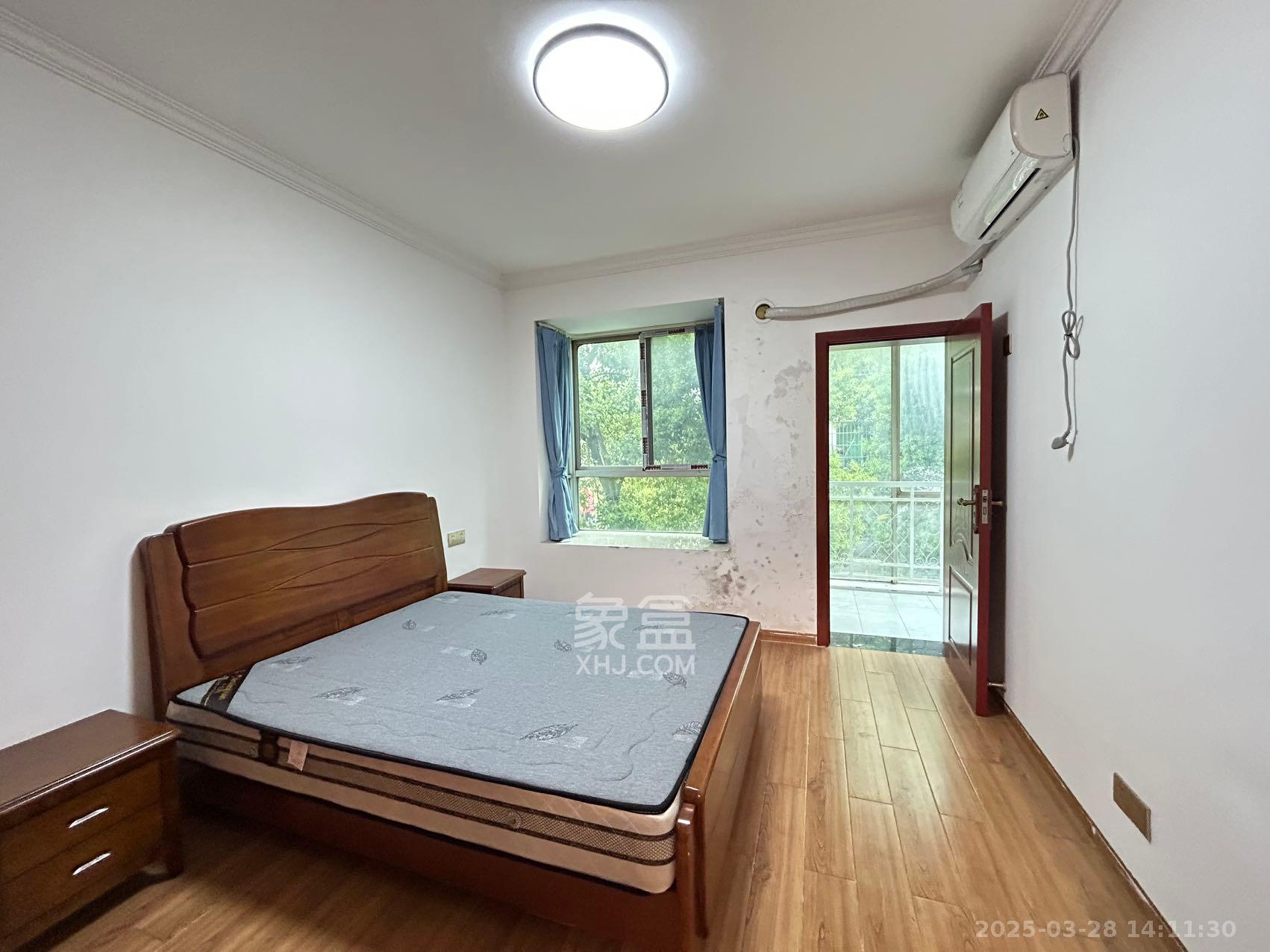 中南汽车世界 3室2厅2卫 1800.0元/月 中南汽车世界 3室2厅2卫 1800.0元/月室内图