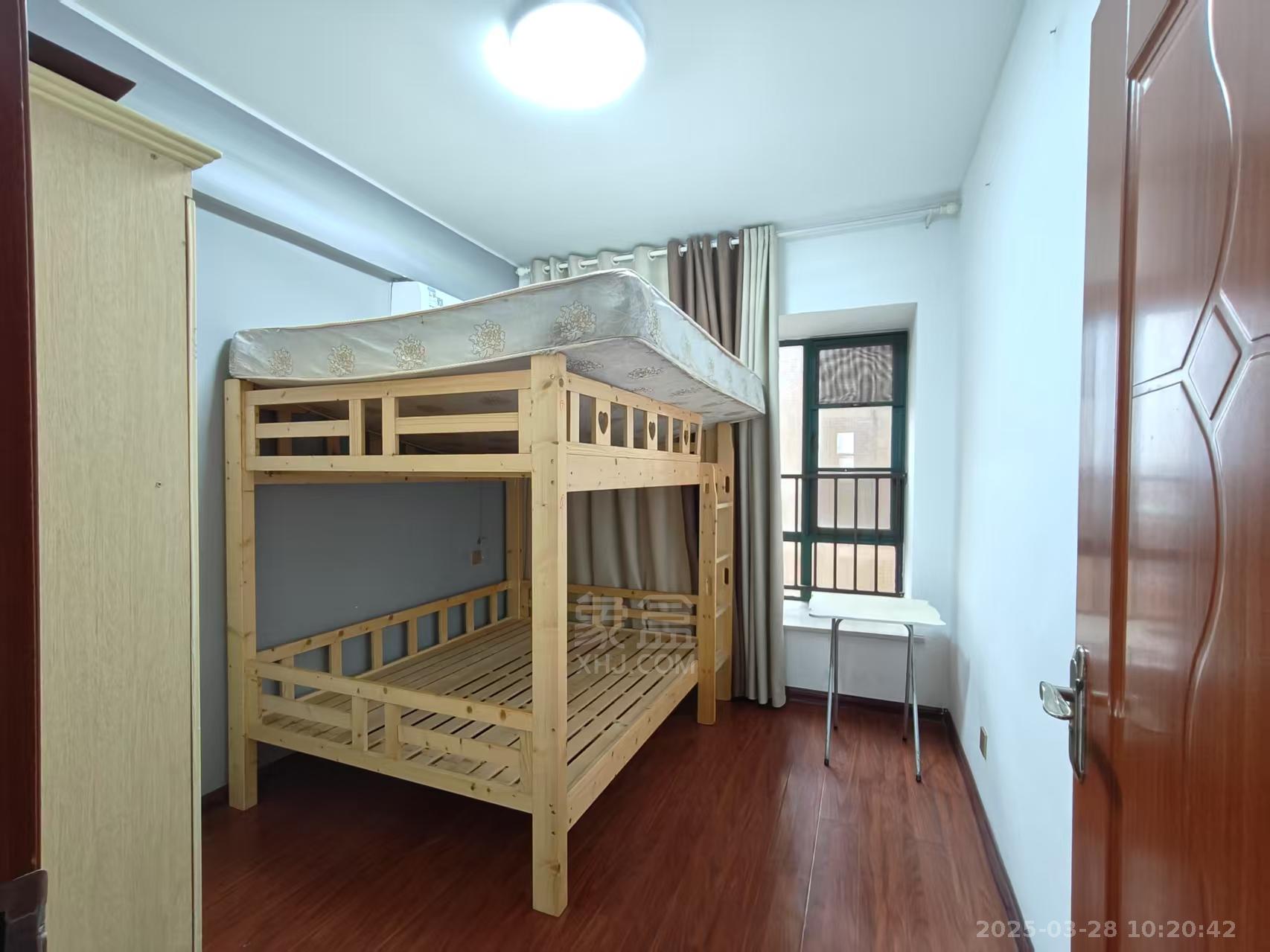 奥园广场 4室2厅1卫 2000.0元/月 奥园广场 4室2厅1卫 2000.0元/月室内图