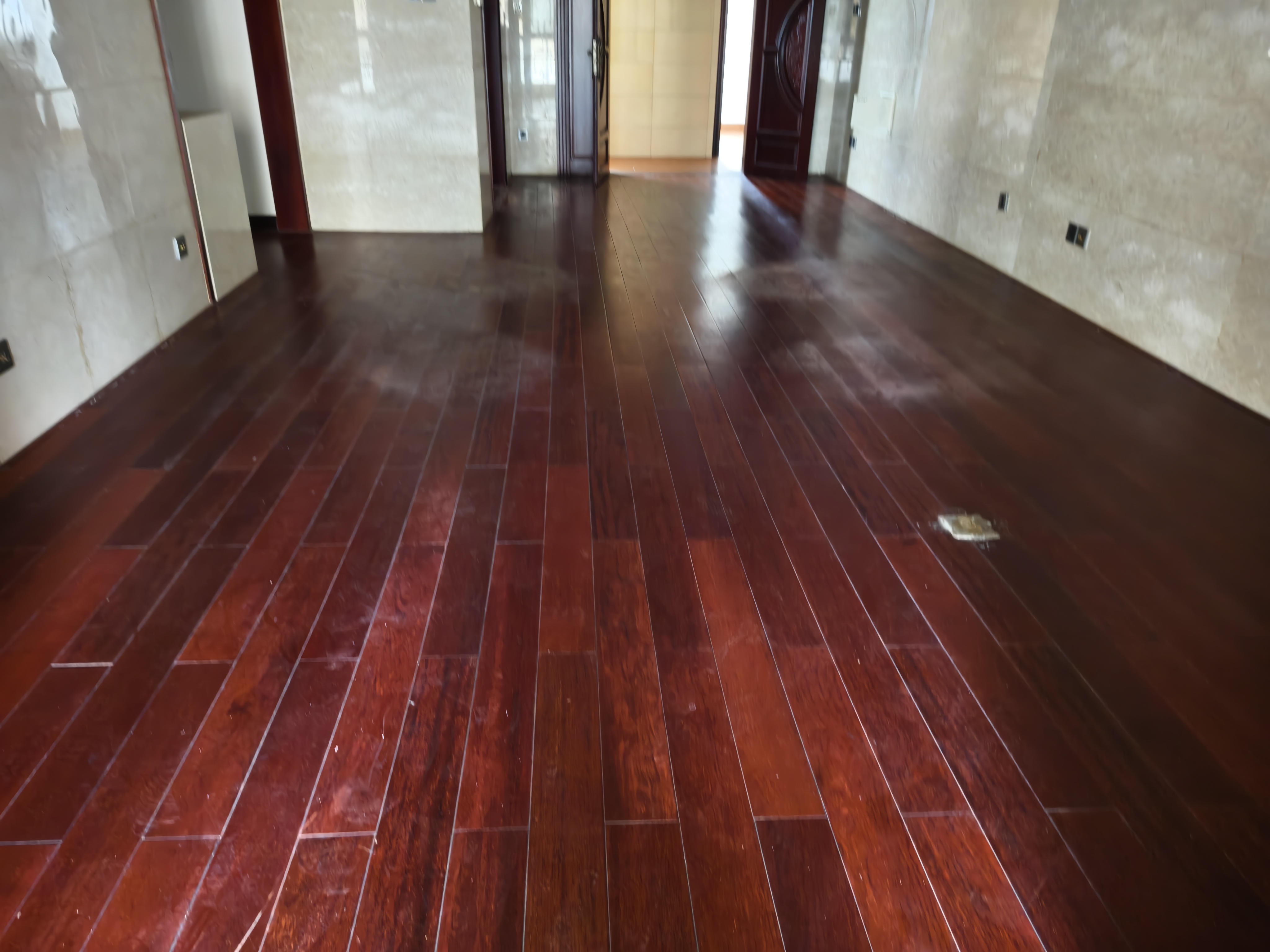 海阔天空-国瑞城二期(雅仕苑) 4室2厅2卫 6000.0元/月 海阔天空-国瑞城二期(雅仕苑) 4室2厅2卫 6000.0元/月室内图