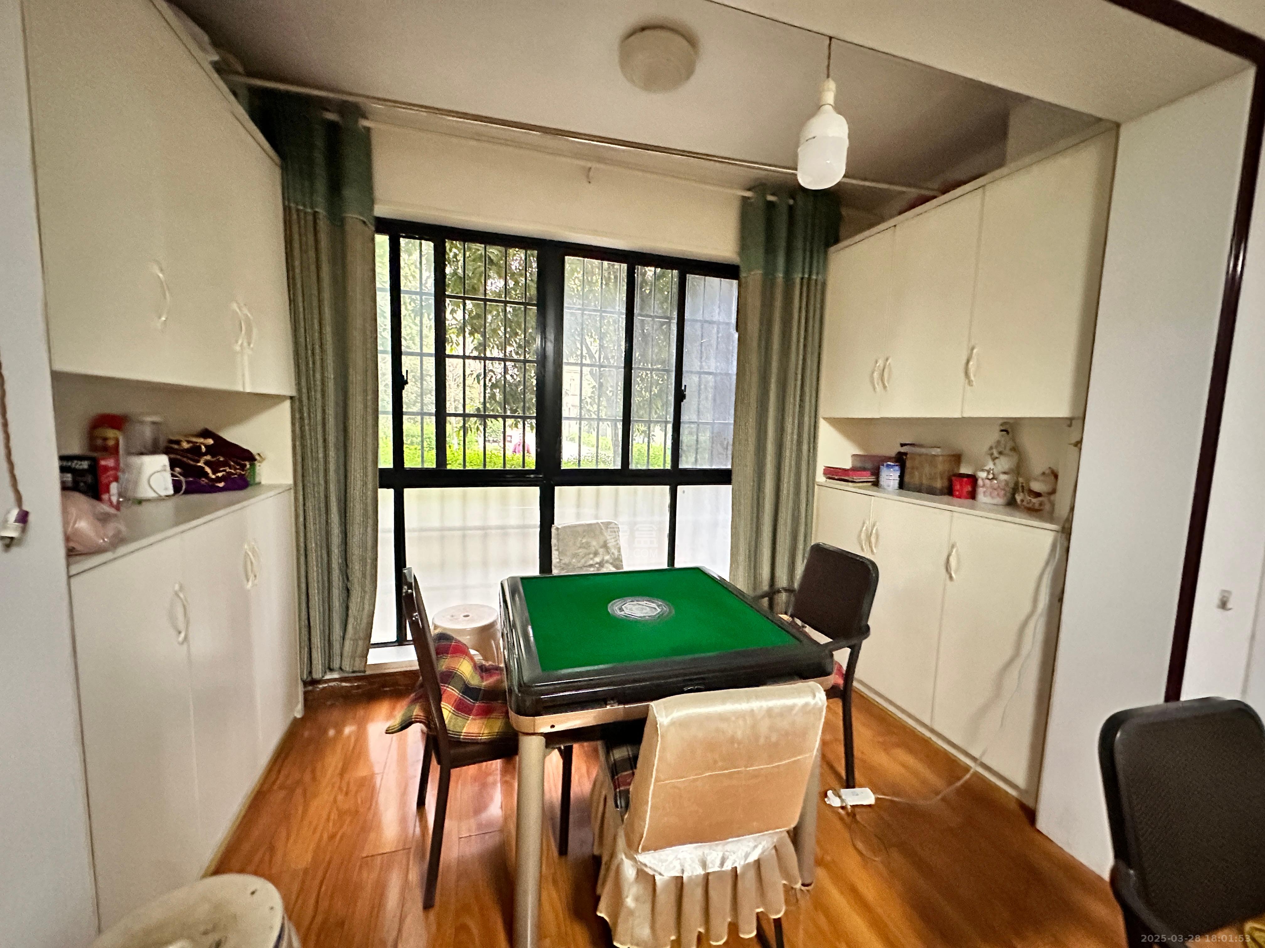 天元美居乐 2室1厅1卫 38.8万 天元美居乐 2室1厅1卫 38.8万客厅