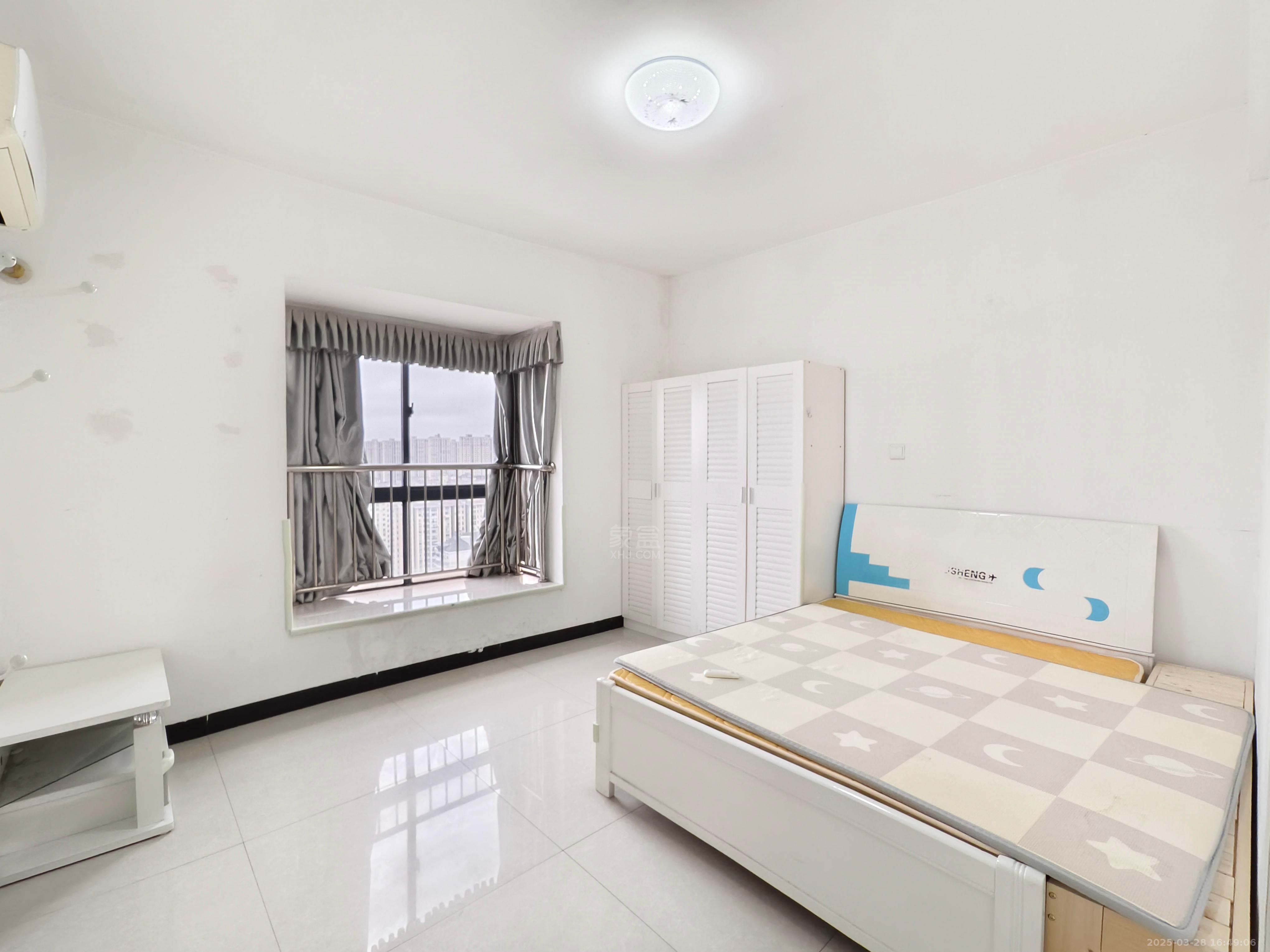 金爵逸品 2室1厅1卫 1600.0元/月 金爵逸品 2室1厅1卫 1600.0元/月室内图