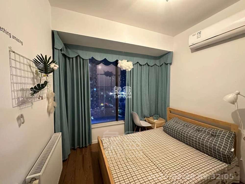 金轮翡翠名园 4室2厅2卫 2200.0元/月 金轮翡翠名园 4室2厅2卫 2200.0元/月室内图