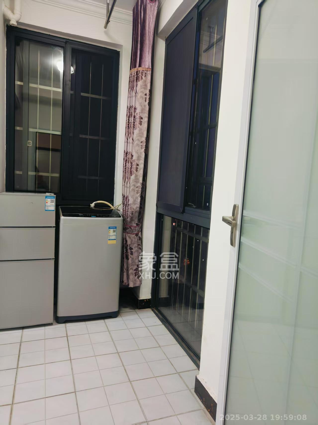 湘预家园  1室1厅1卫    900.0元/月 湘预家园  1室1厅1卫    900.0元/月室内图