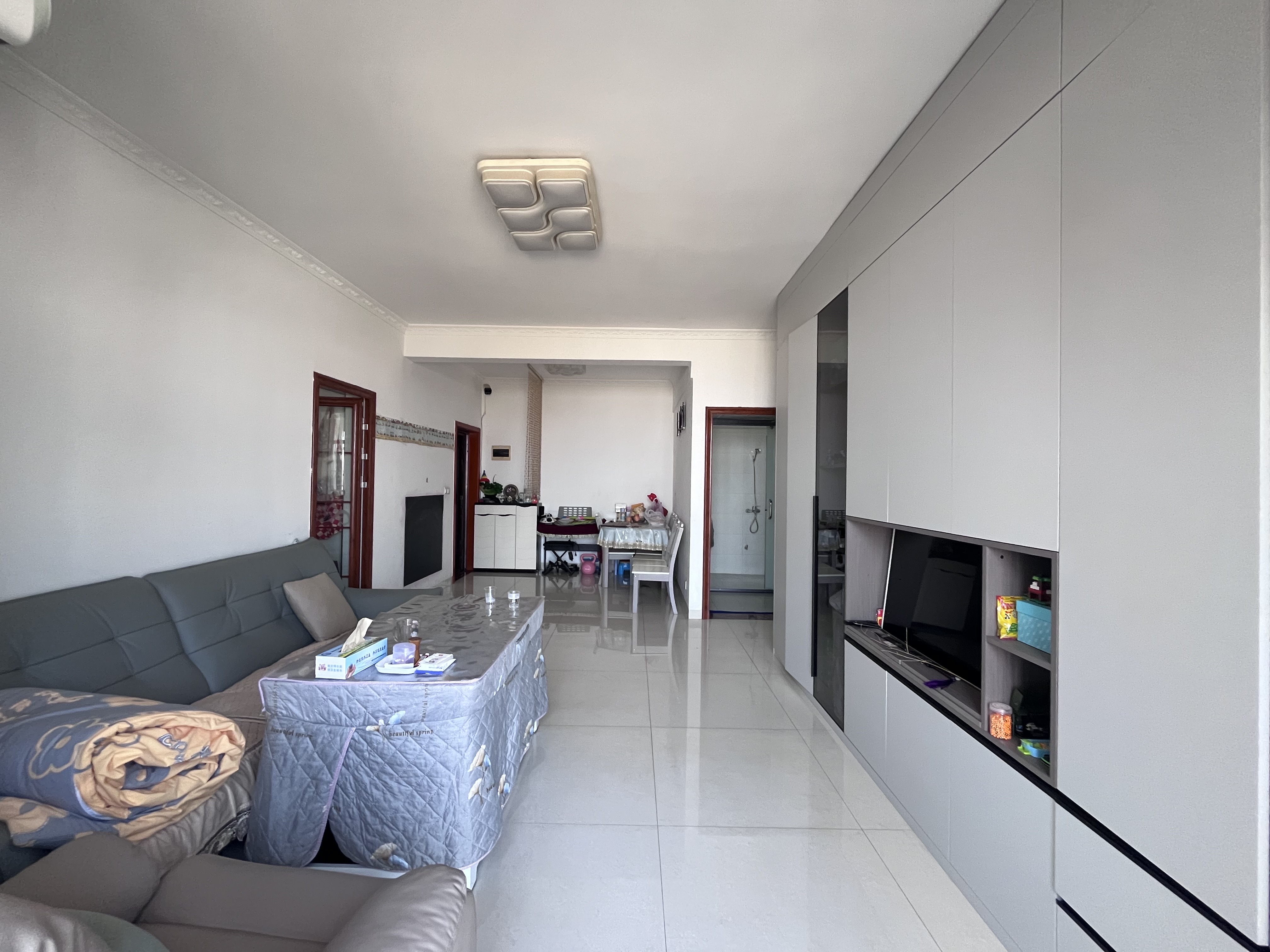 学府花园(文苑瑞景) 2室2厅1卫 36.8万 学府花园(文苑瑞景) 2室2厅1卫 36.8万客厅