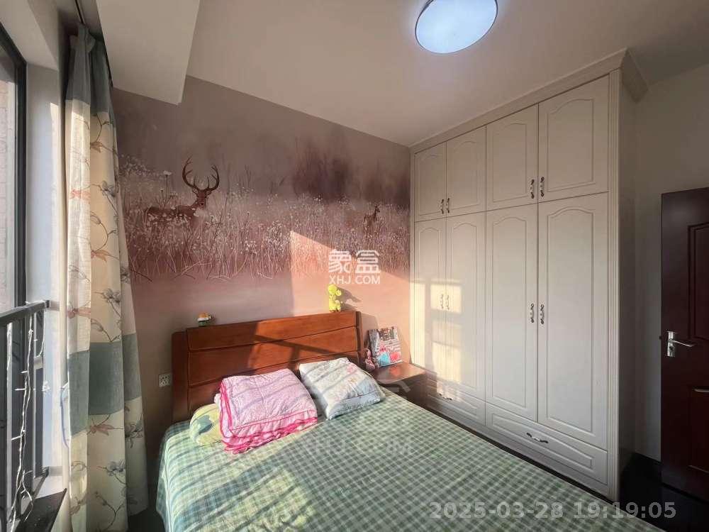 湘银星城 3室2厅2卫 2000.0元/月 湘银星城 3室2厅2卫 2000.0元/月室内图