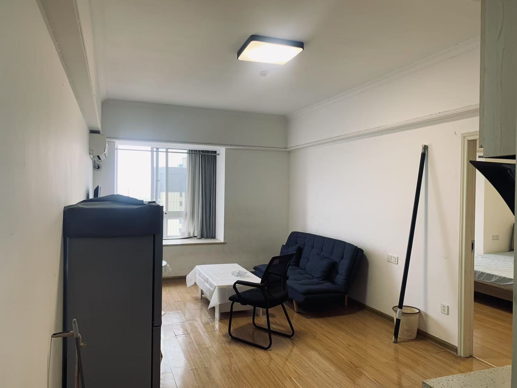 佳源罗马都市 1室1厅1卫 1400.0元/月 佳源罗马都市 1室1厅1卫 1400.0元/月室内图