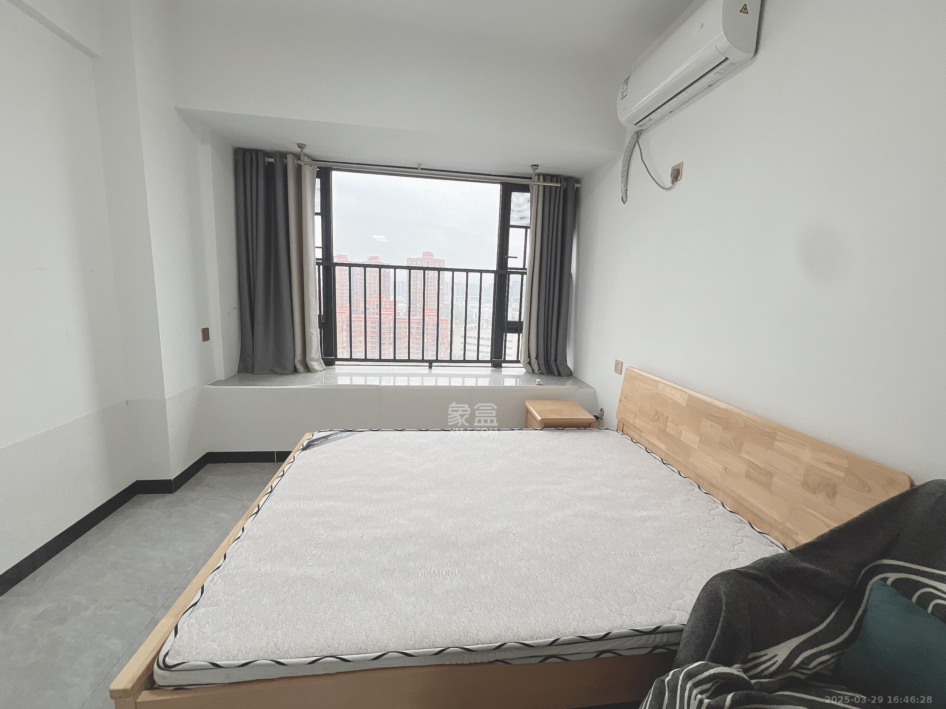 龙湖湘江星座(祺鑫星座公寓)  1室1厅1卫    1600.0元/月 龙湖湘江星座(祺鑫星座公寓)  1室1厅1卫    1600.0元/月户型图