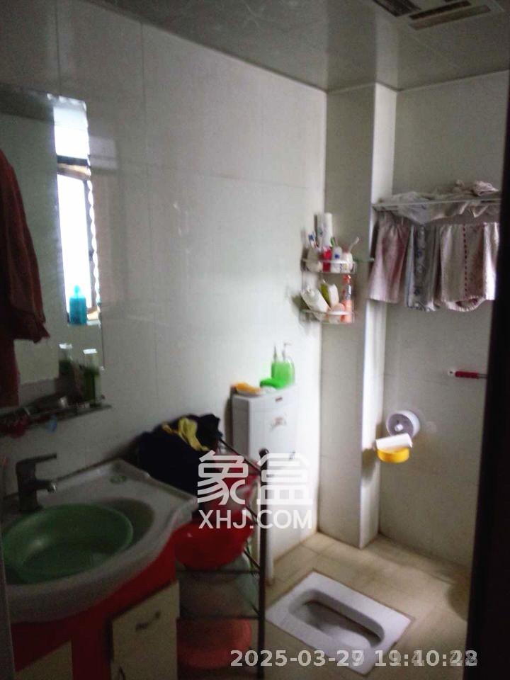 保利麓谷林语E区  3室2厅1卫   2200.00元/月室内图