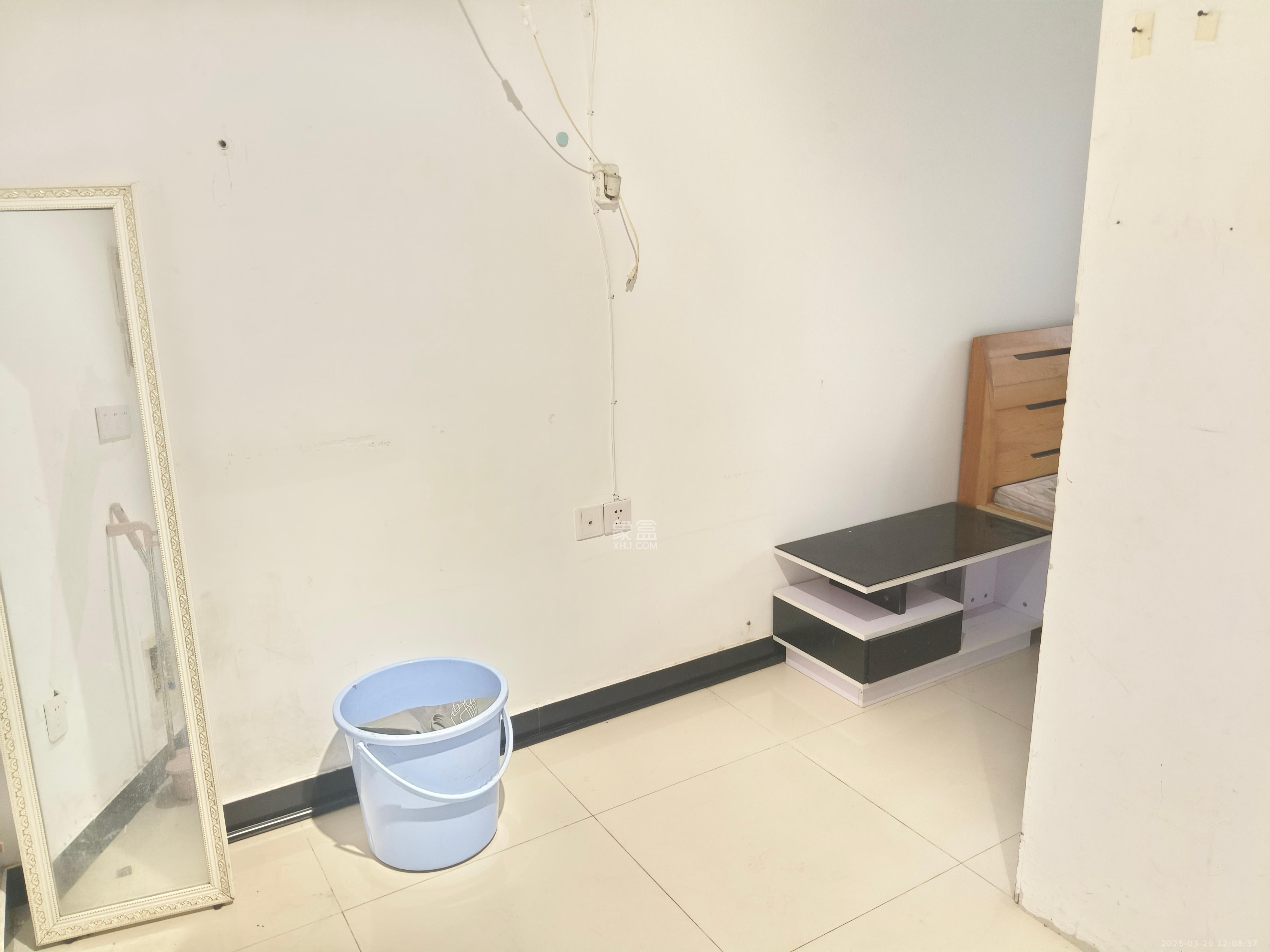 印象天心 1室1厅1卫 2200.0元/月 印象天心 1室1厅1卫 2200.0元/月室内图