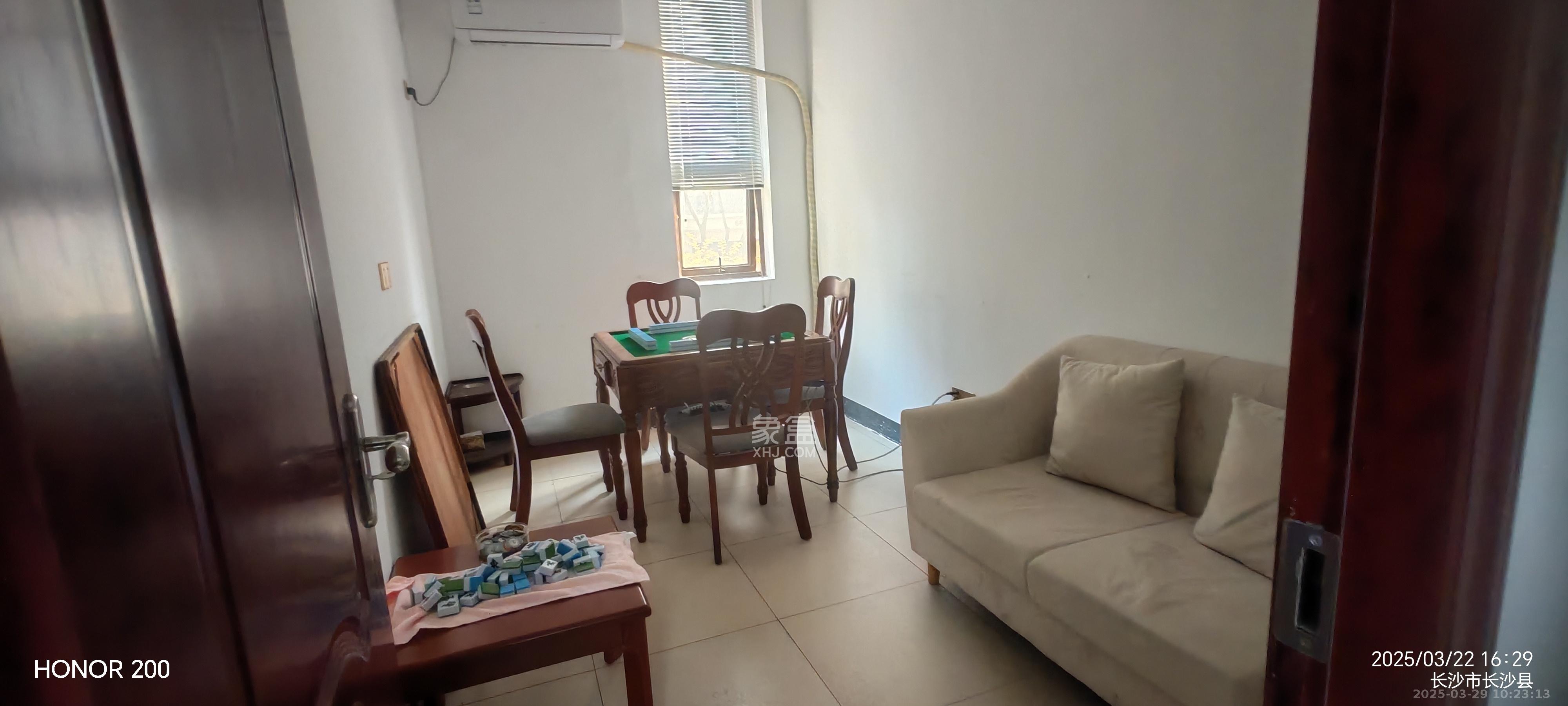 华润置地广场二期   145.0㎡      3750.0元/月室内图