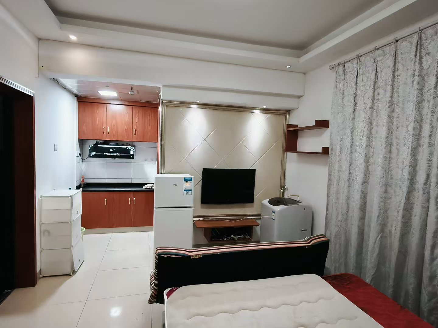 逸景华天 1室1厅0卫 20.0万 逸景华天 1室1厅0卫 20.0万室内图