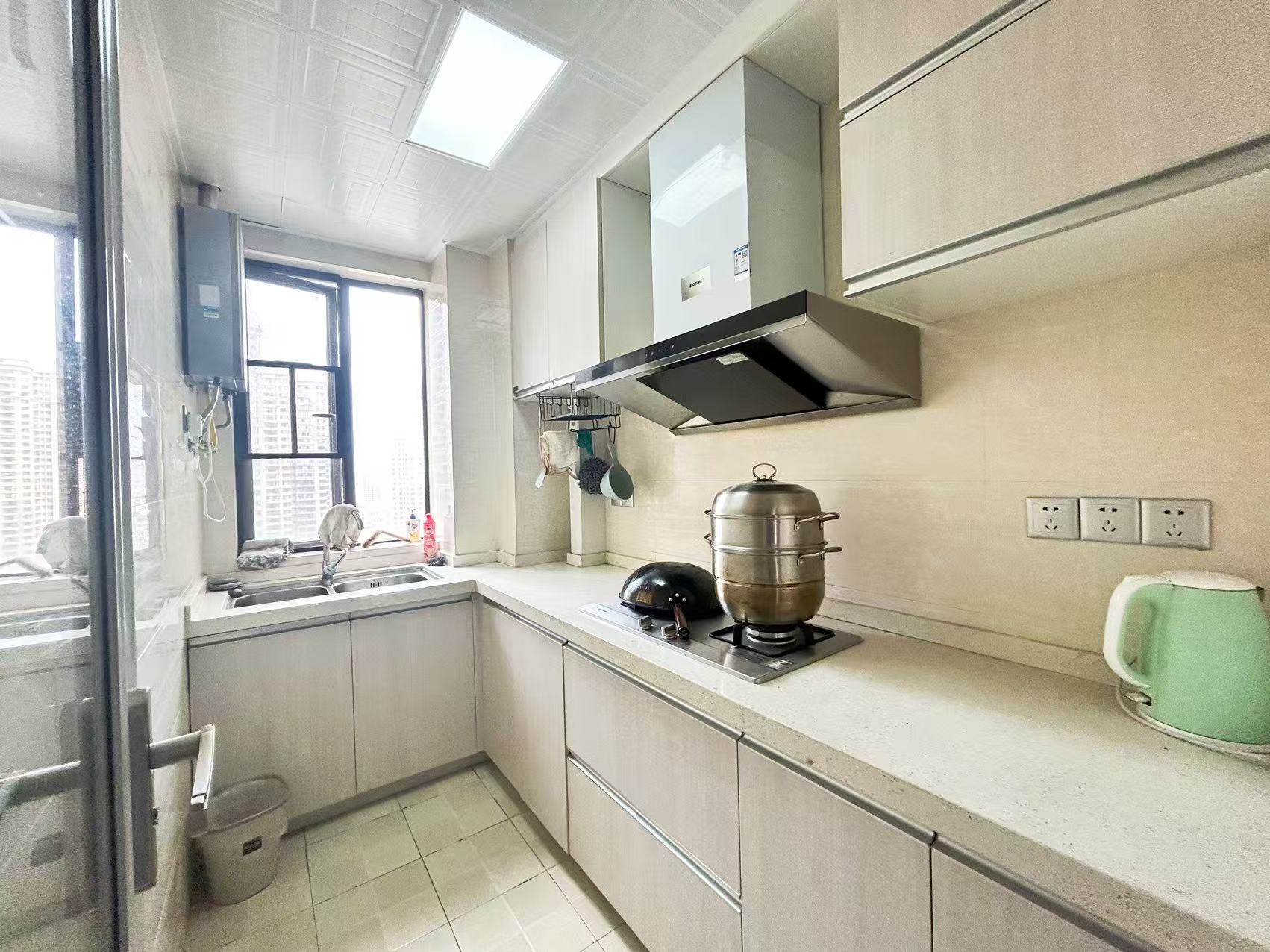 三一歌雅郡 3室2厅2卫 64.0万 三一歌雅郡 3室2厅2卫 64.0万室内图