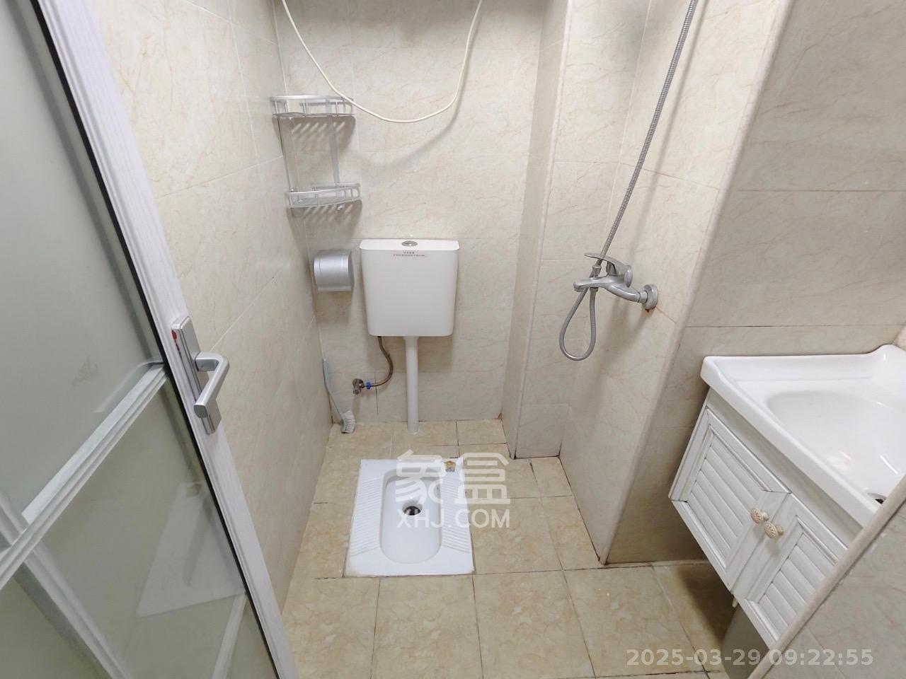 蓝光雍锦阁  1室1厅1卫   1500.00元/月室内图