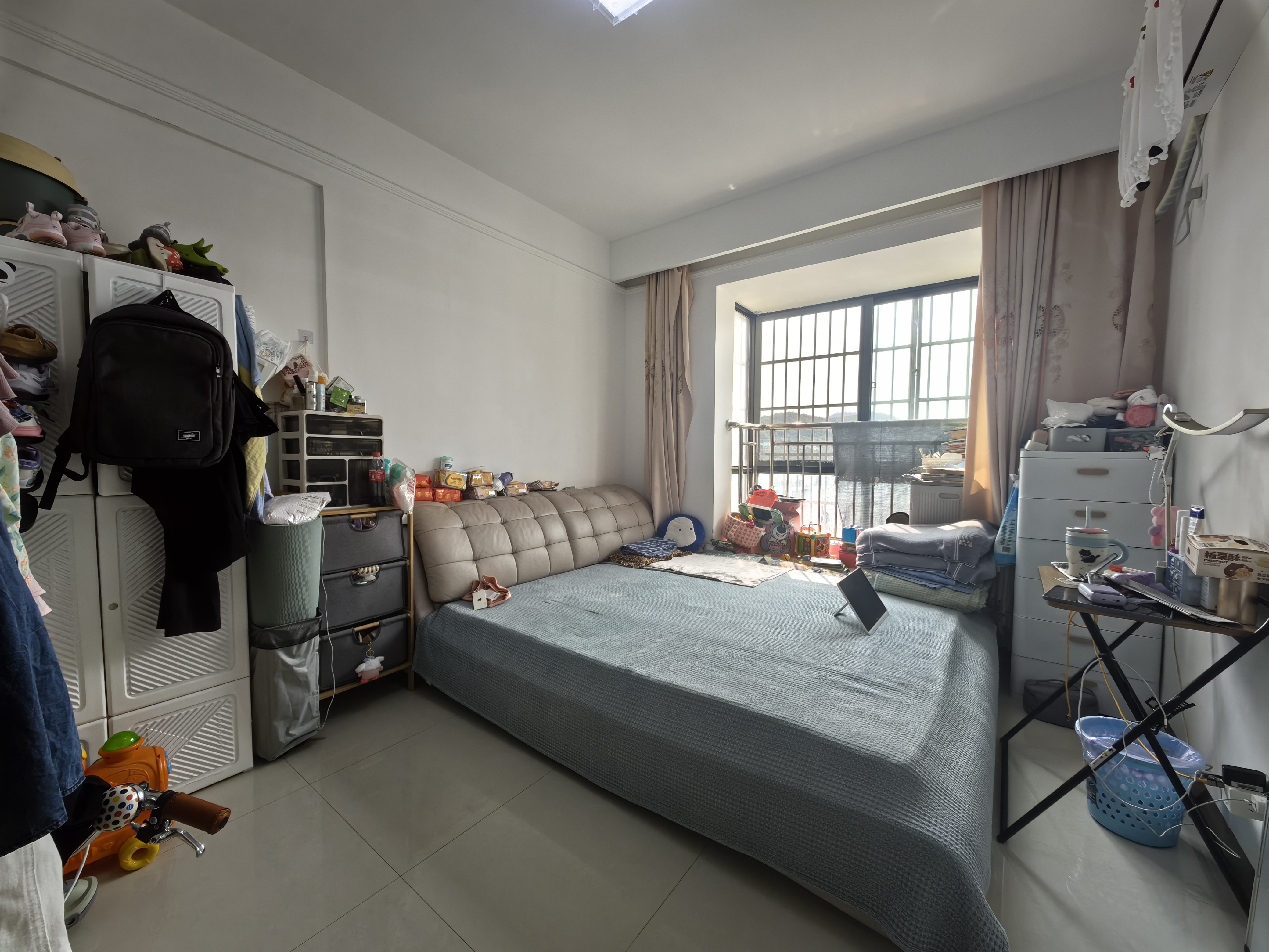 荣德花园 3室2厅2卫 230.0万 荣德花园 3室2厅2卫 230.0万室内图