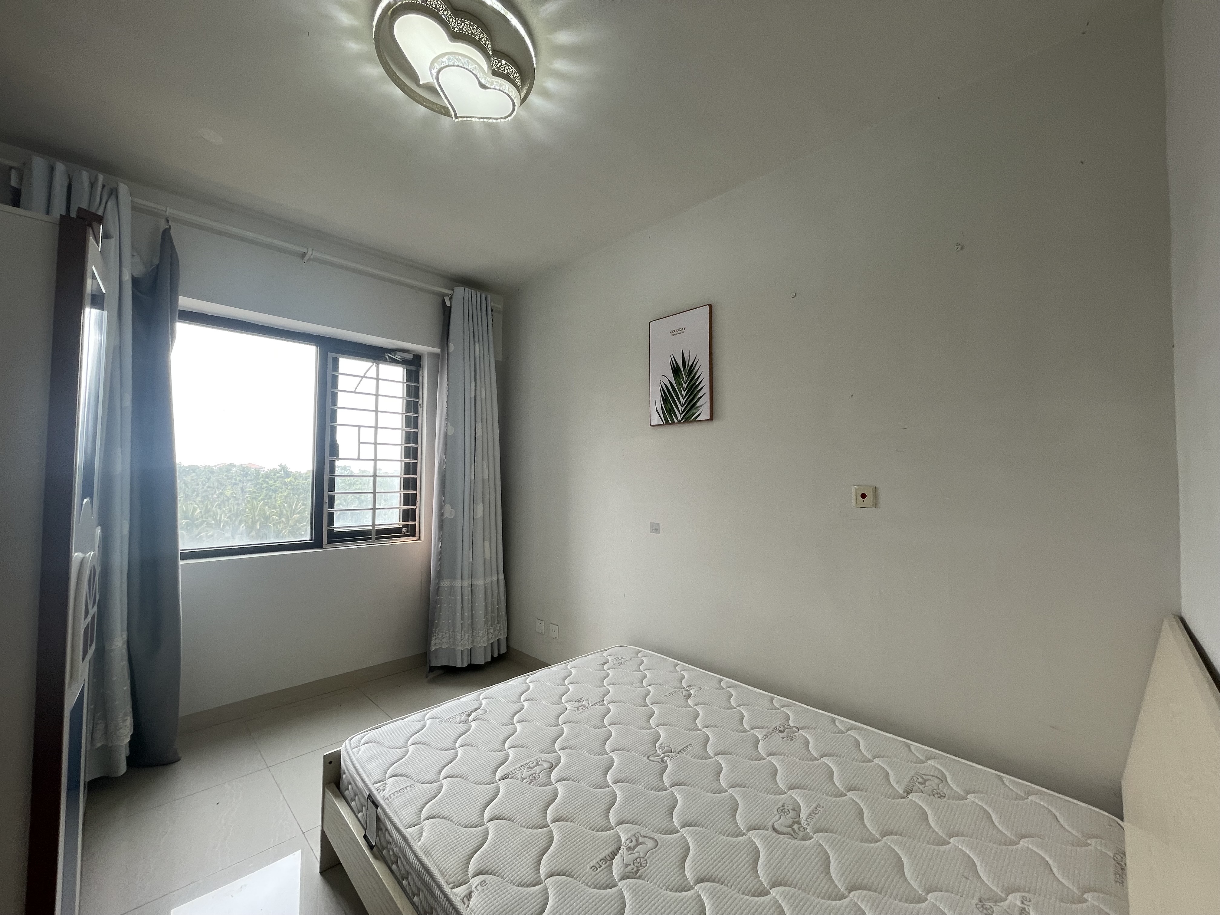 滨海新城一区（B-06地块）  2室2厅1卫   2500.00元/月室内图