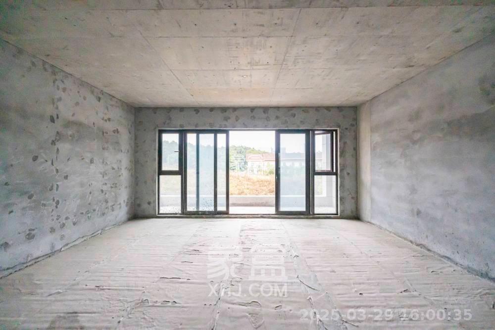 东原麓印长江C区 5室3厅4卫 6000.00元/月 东原麓印长江C区 5室3厅4卫 6000.00元/月室内图