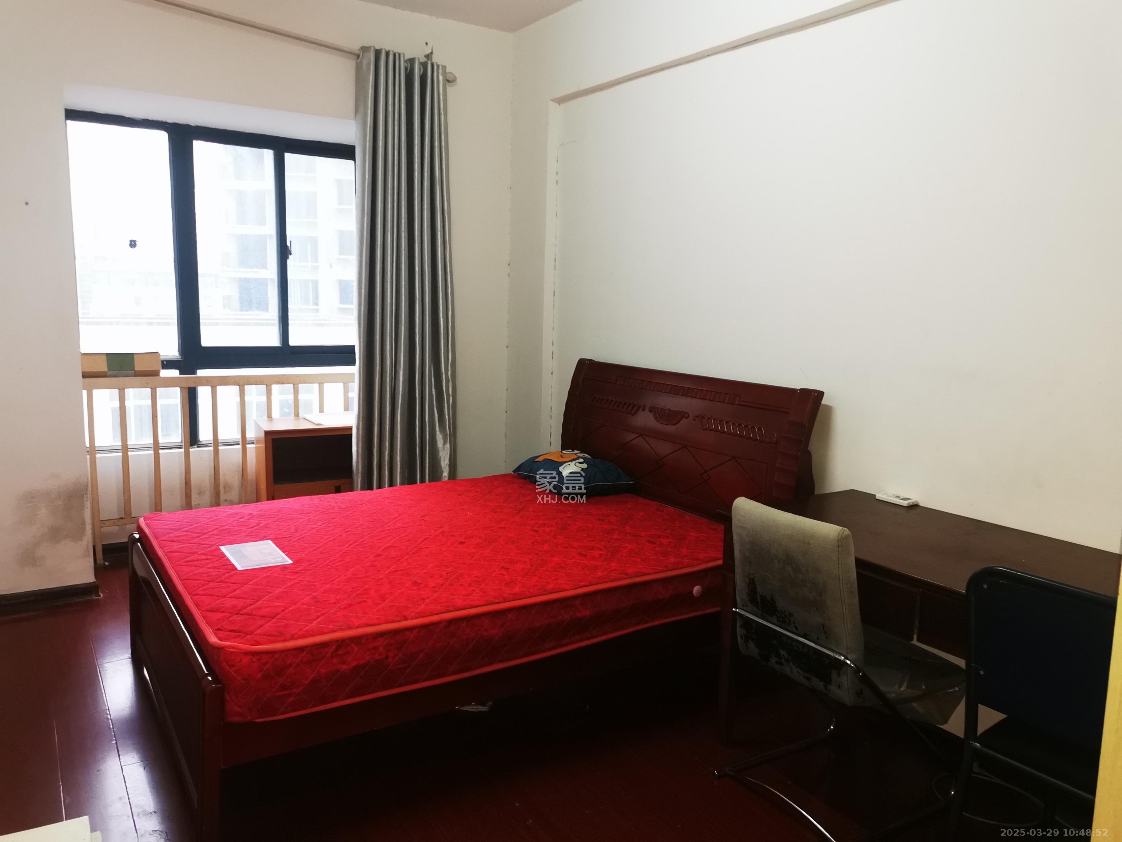 绿雅园 1室1厅1卫 700.0元/月 绿雅园 1室1厅1卫 700.0元/月室内图