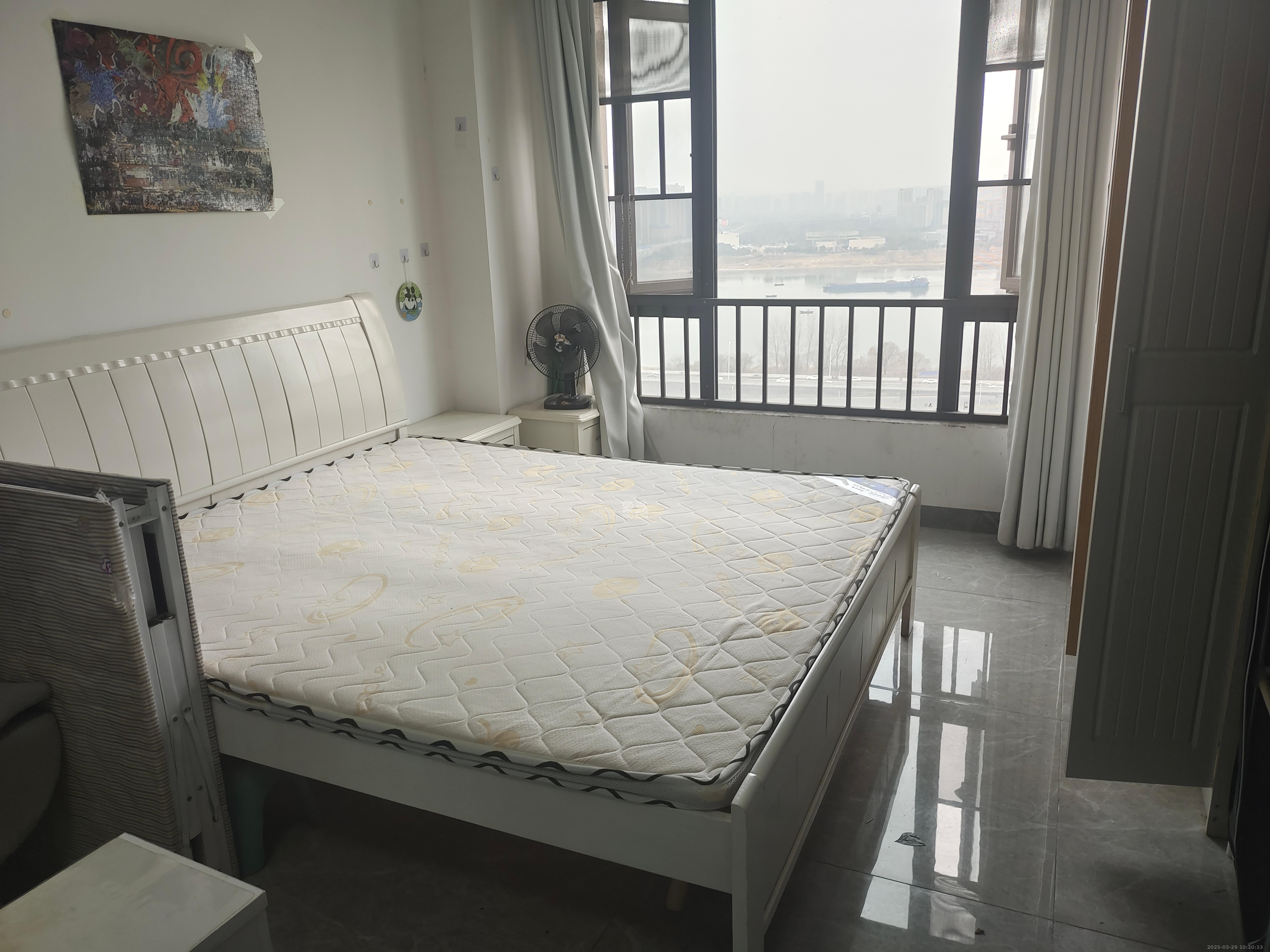 鑫远湘府逸园 1室1厅1卫 1500.0元/月 鑫远湘府逸园 1室1厅1卫 1500.0元/月室内图