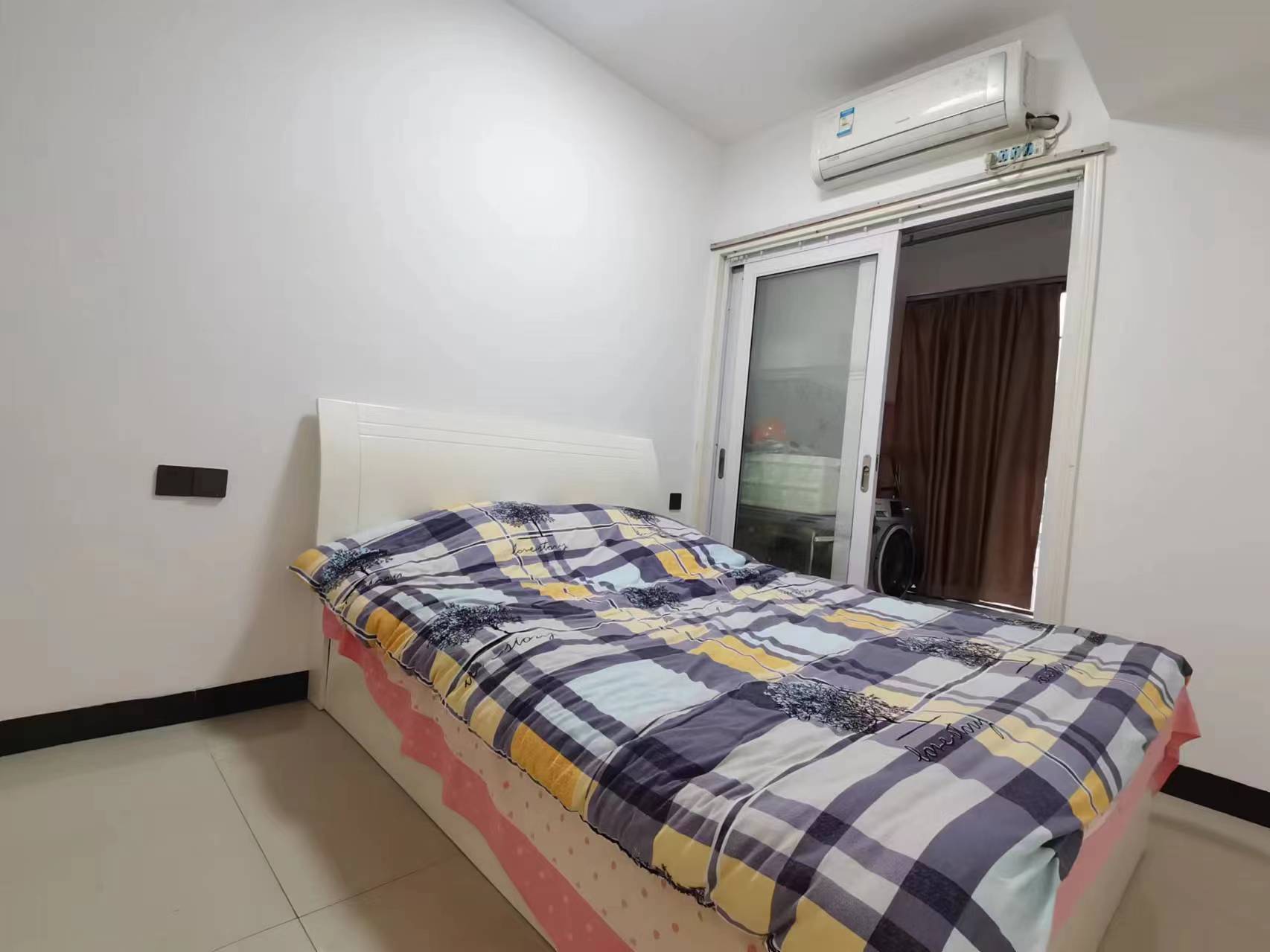 东方豪苑  1室1厅1卫    1000.0元/月室内图