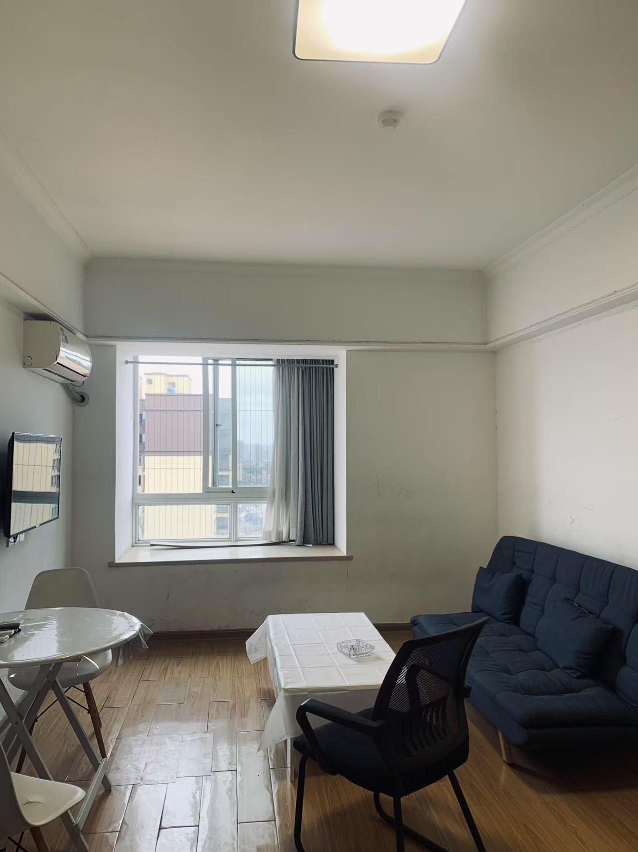 佳源罗马都市 1室1厅1卫 1400.0元/月 佳源罗马都市 1室1厅1卫 1400.0元/月室内图