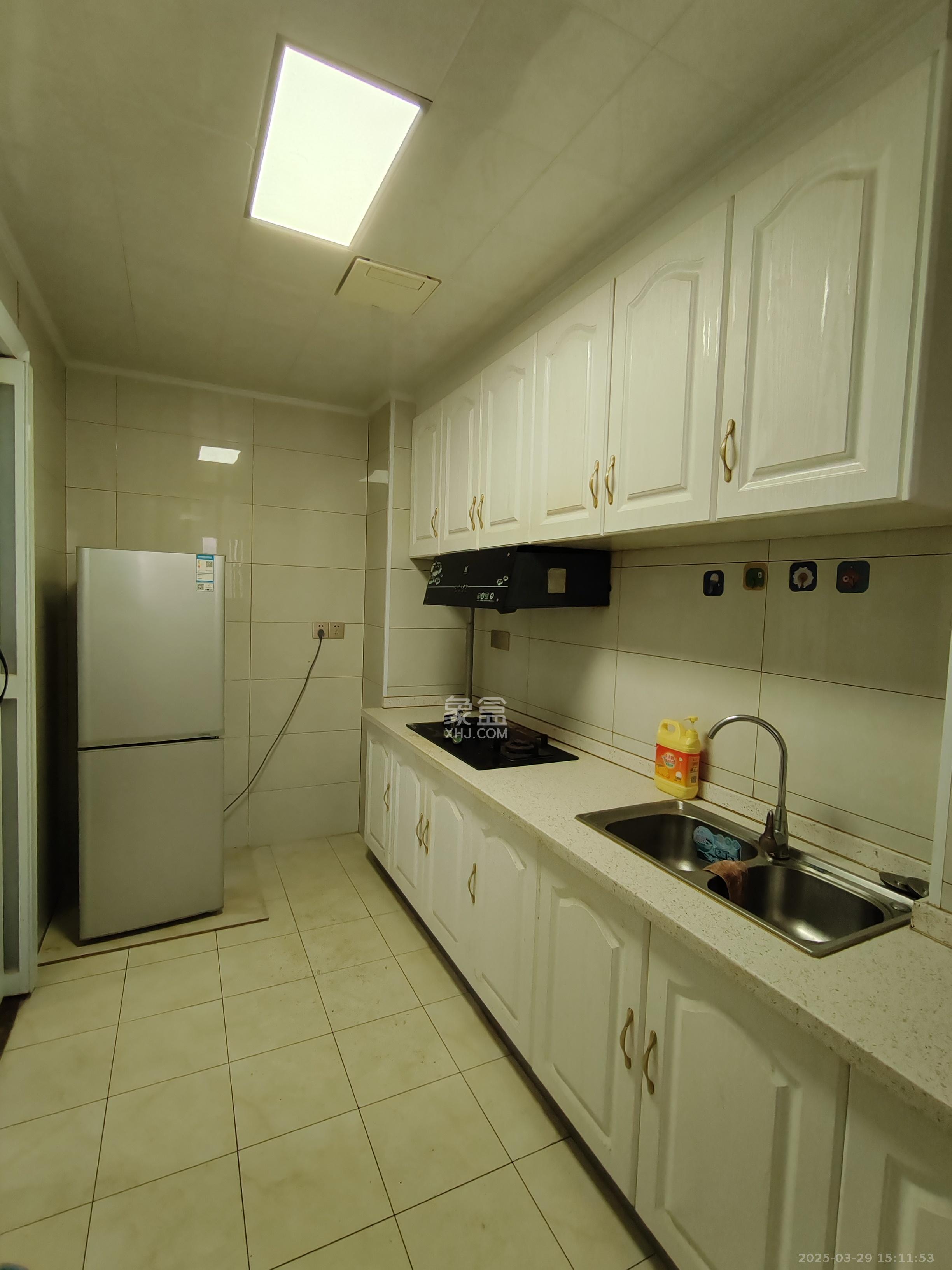 融创融公馆（融创臻苑）  3室2厅2卫    2200.0元/月室内图