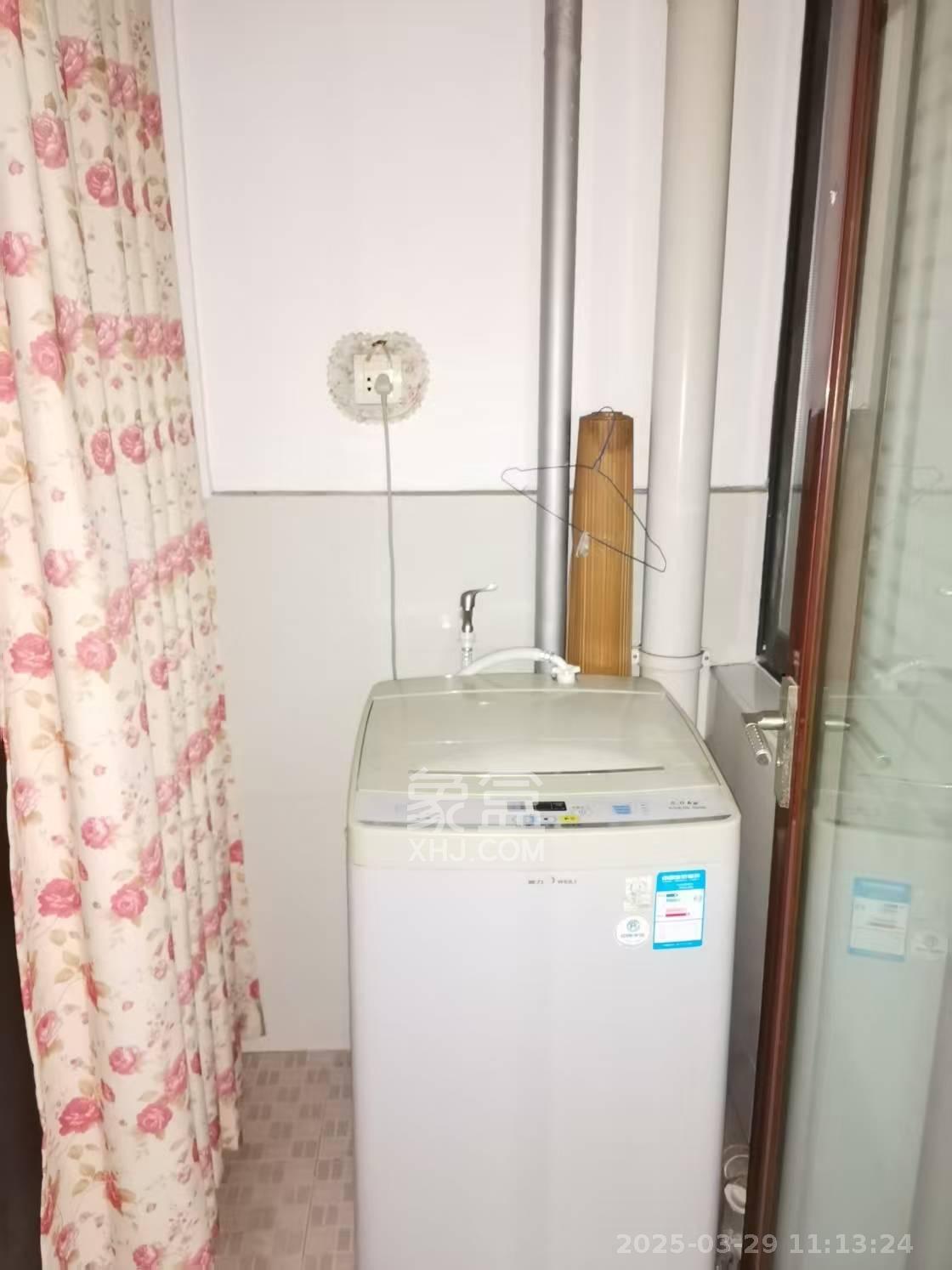 兴威帕克水岸  1室1厅1卫   1200.00元/月室内图