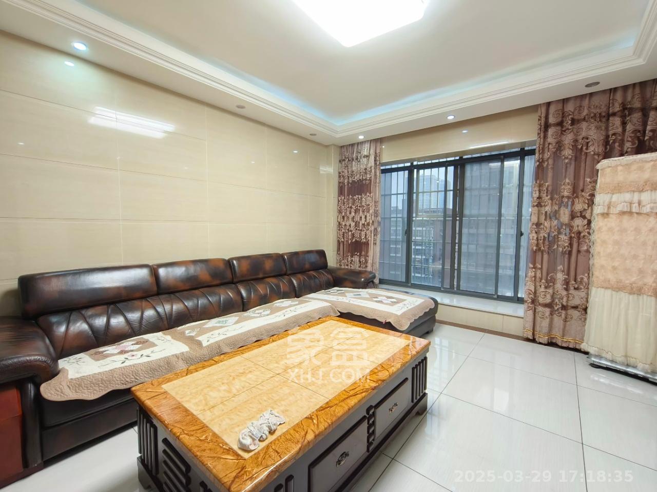 西铁馨寓(西铁领寓) 3室2厅2卫 2300.0元/月 西铁馨寓(西铁领寓) 3室2厅2卫 2300.0元/月室内图