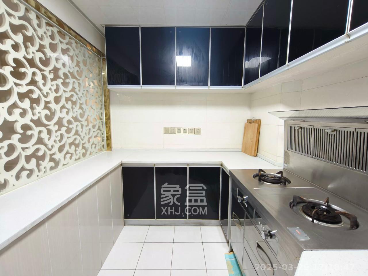 西铁馨寓(西铁领寓) 3室2厅2卫 2300.0元/月 西铁馨寓(西铁领寓) 3室2厅2卫 2300.0元/月室内图