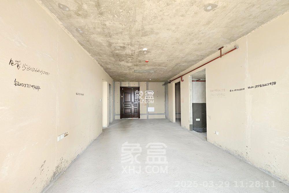 阳光城尚东湾悦江府  3室1厅2卫    1800.0元/月 阳光城尚东湾悦江府  3室1厅2卫    1800.0元/月室内图1