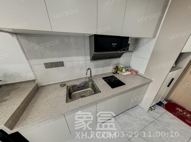 卓越江岸  2室1厅1卫   2500.00元/月室内图