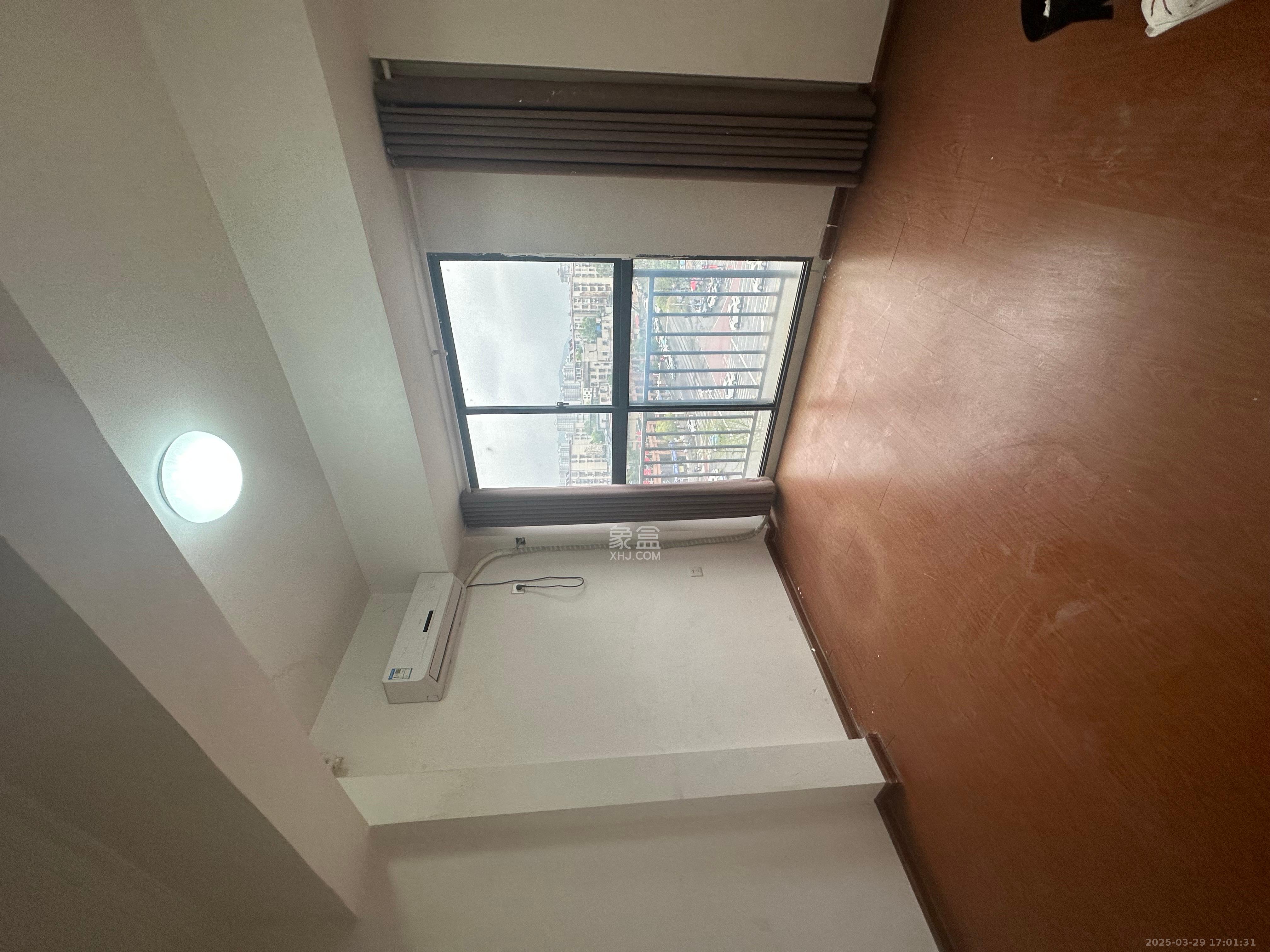 地华梅溪湖畔 1室1厅1卫 1600.0元/月 地华梅溪湖畔 1室1厅1卫 1600.0元/月室内图