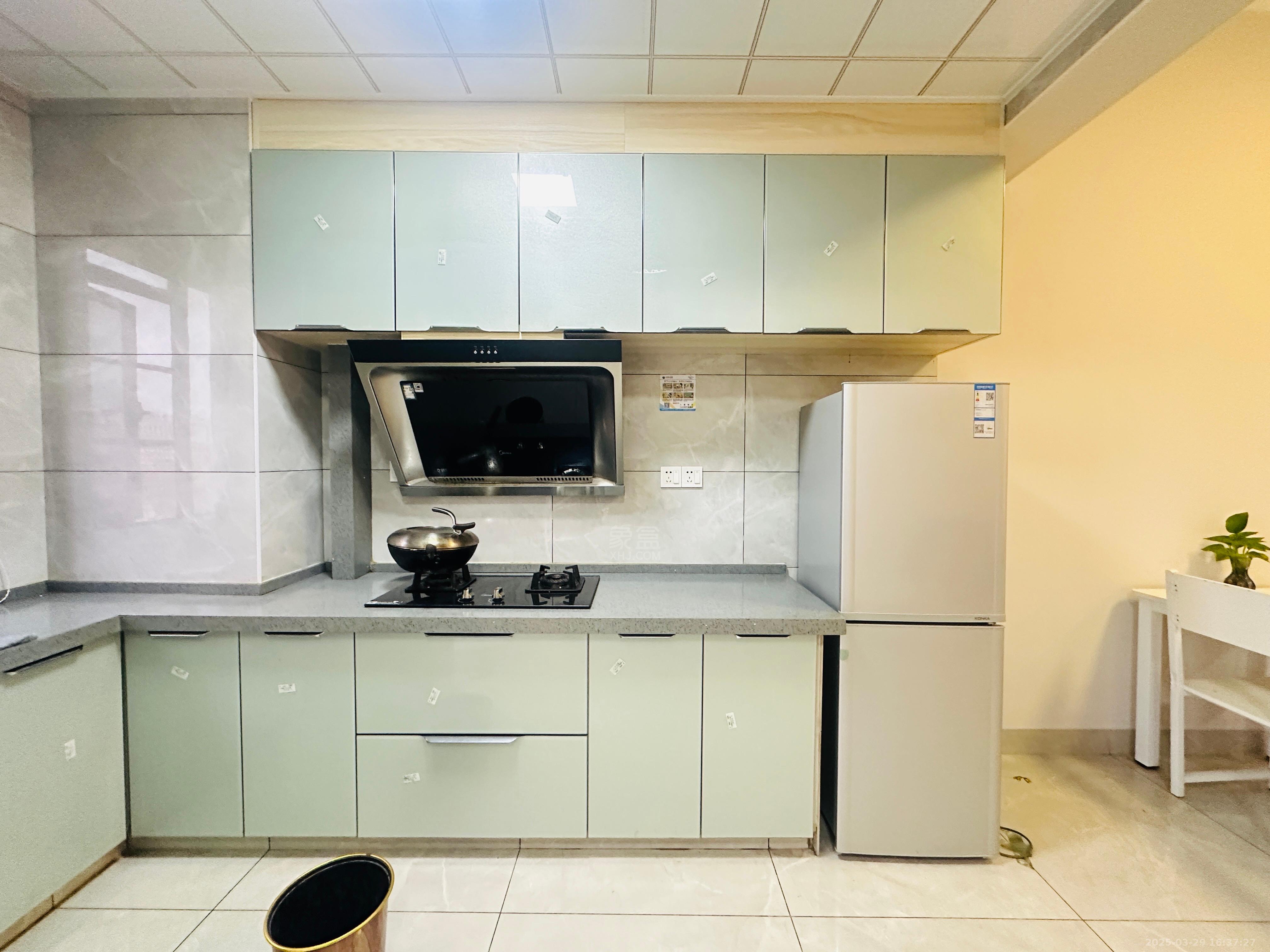 中泰财富湘江 1室1厅1卫 1300.0元/月 中泰财富湘江 1室1厅1卫 1300.0元/月室内图