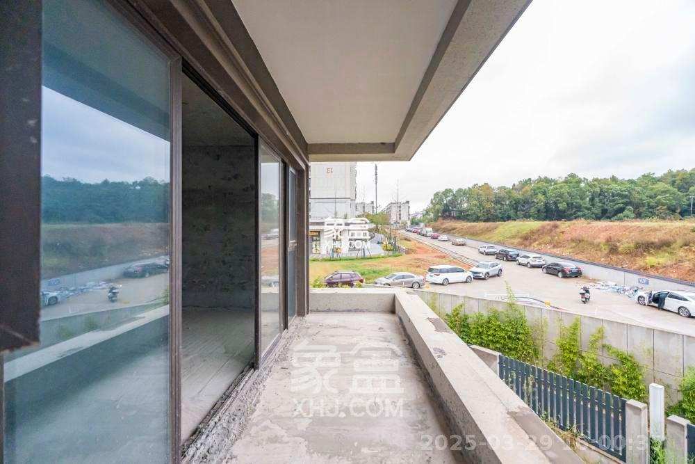 东原麓印长江C区 5室3厅4卫 6000.00元/月 东原麓印长江C区 5室3厅4卫 6000.00元/月室内图