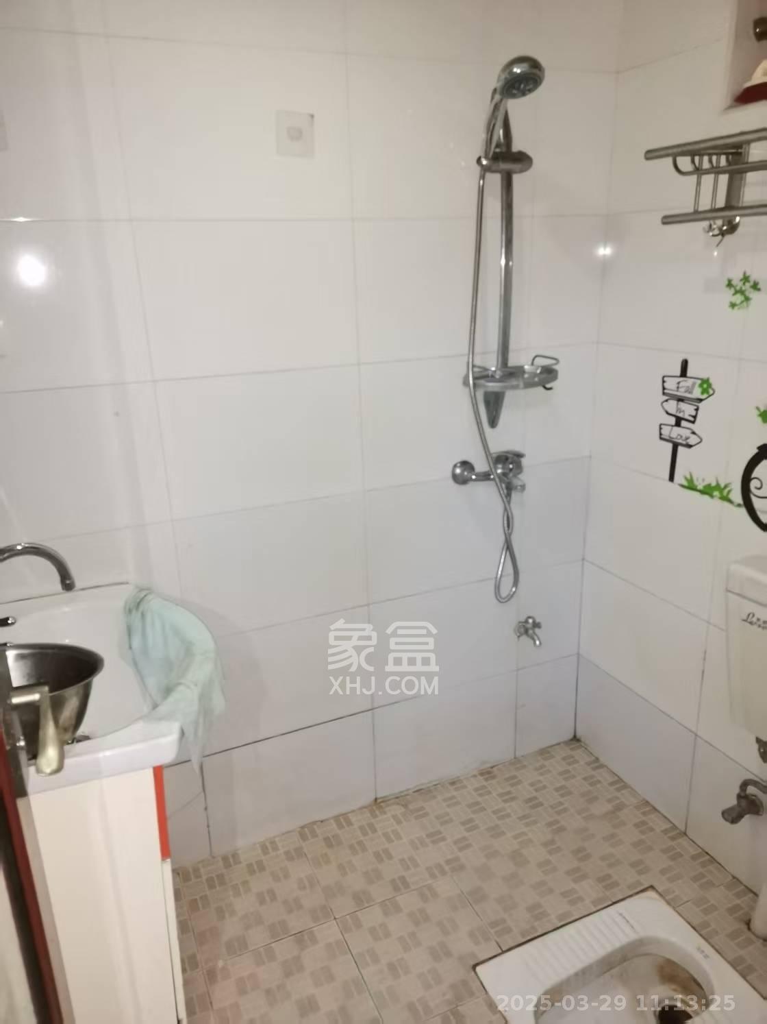 兴威帕克水岸  1室1厅1卫   1200.00元/月室内图