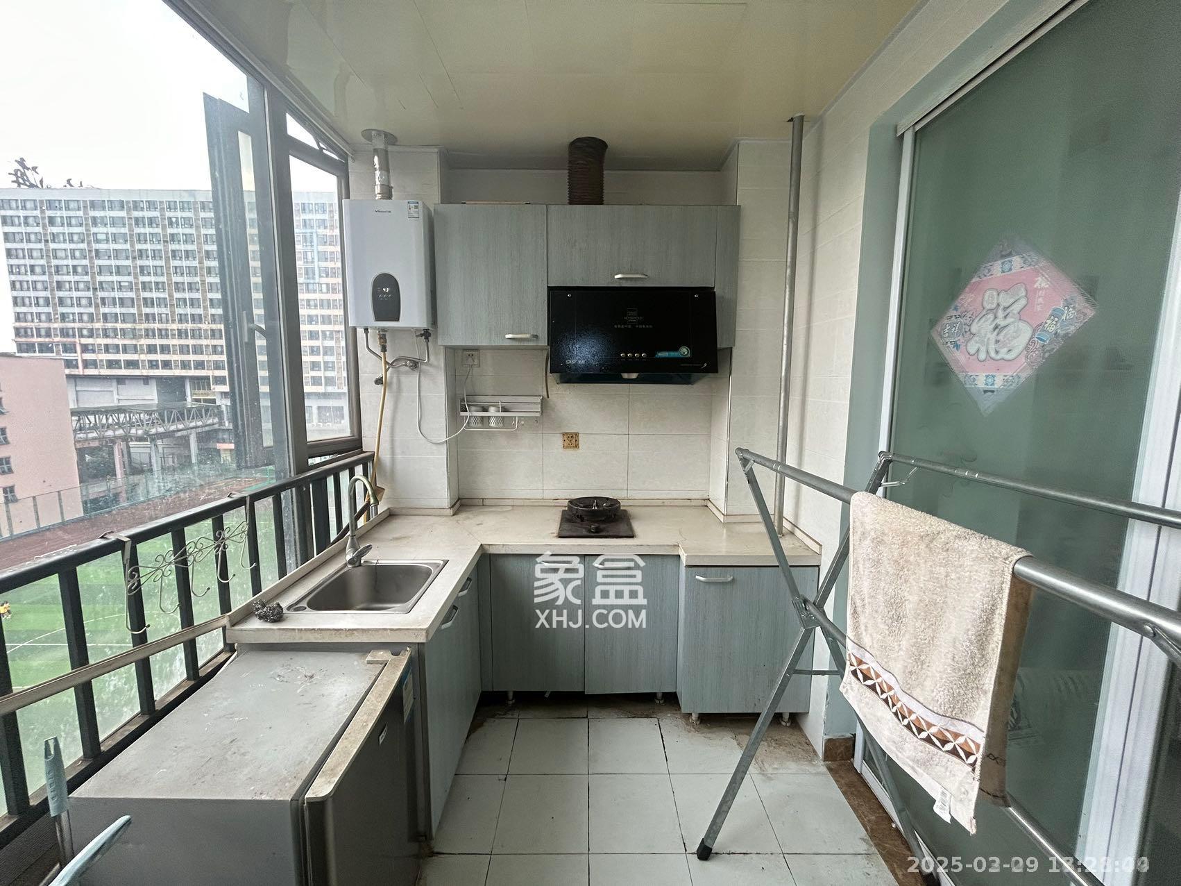 怡海星城 1室1厅1卫 1400.0元/月 怡海星城 1室1厅1卫 1400.0元/月室内图