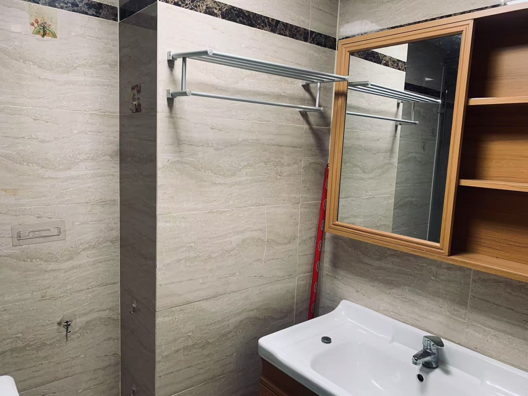 佳源罗马都市 1室1厅1卫 1400.0元/月 佳源罗马都市 1室1厅1卫 1400.0元/月室内图