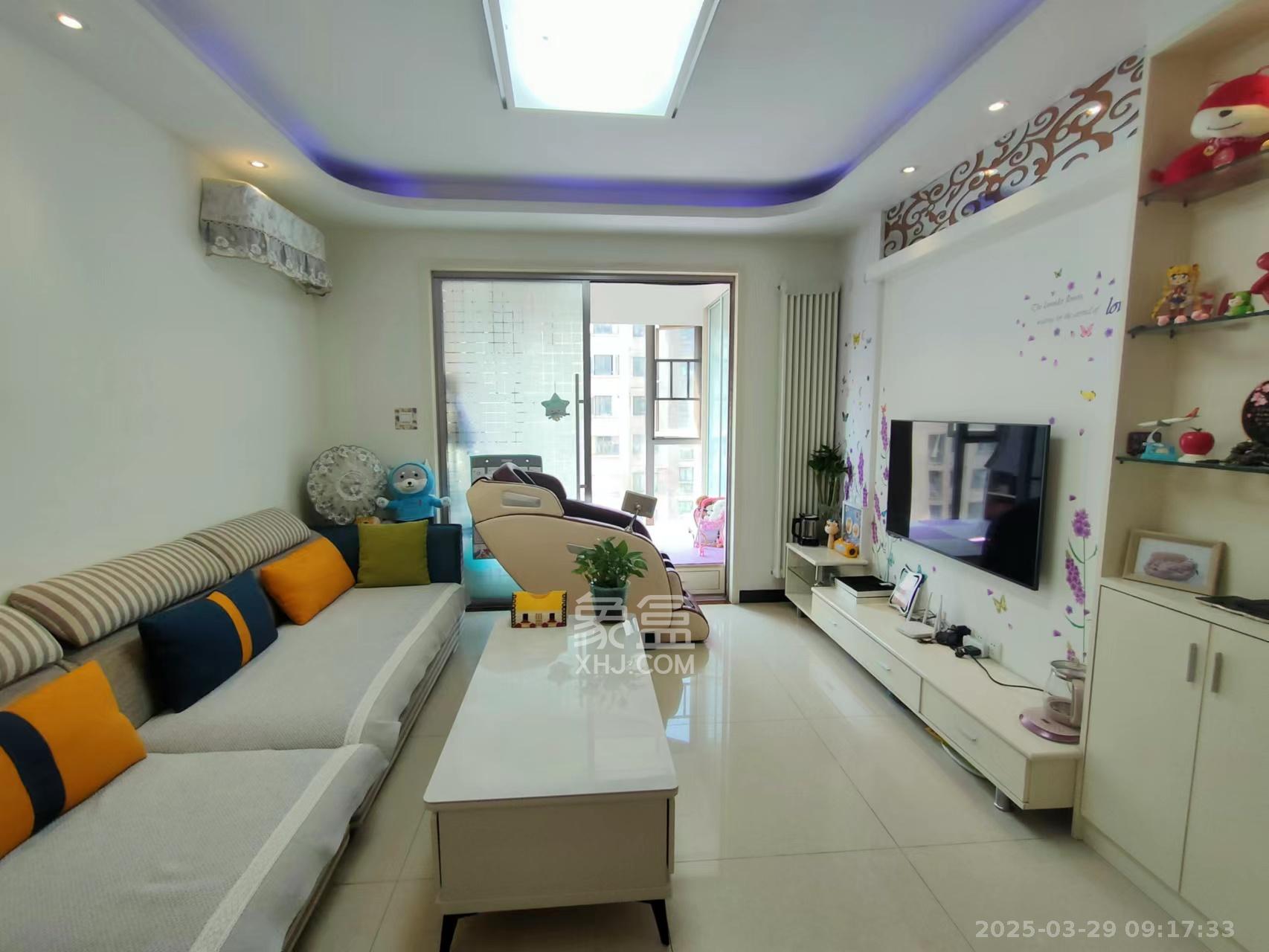 怡海星城 2室2厅1卫 1600.0元/月 怡海星城 2室2厅1卫 1600.0元/月室内图