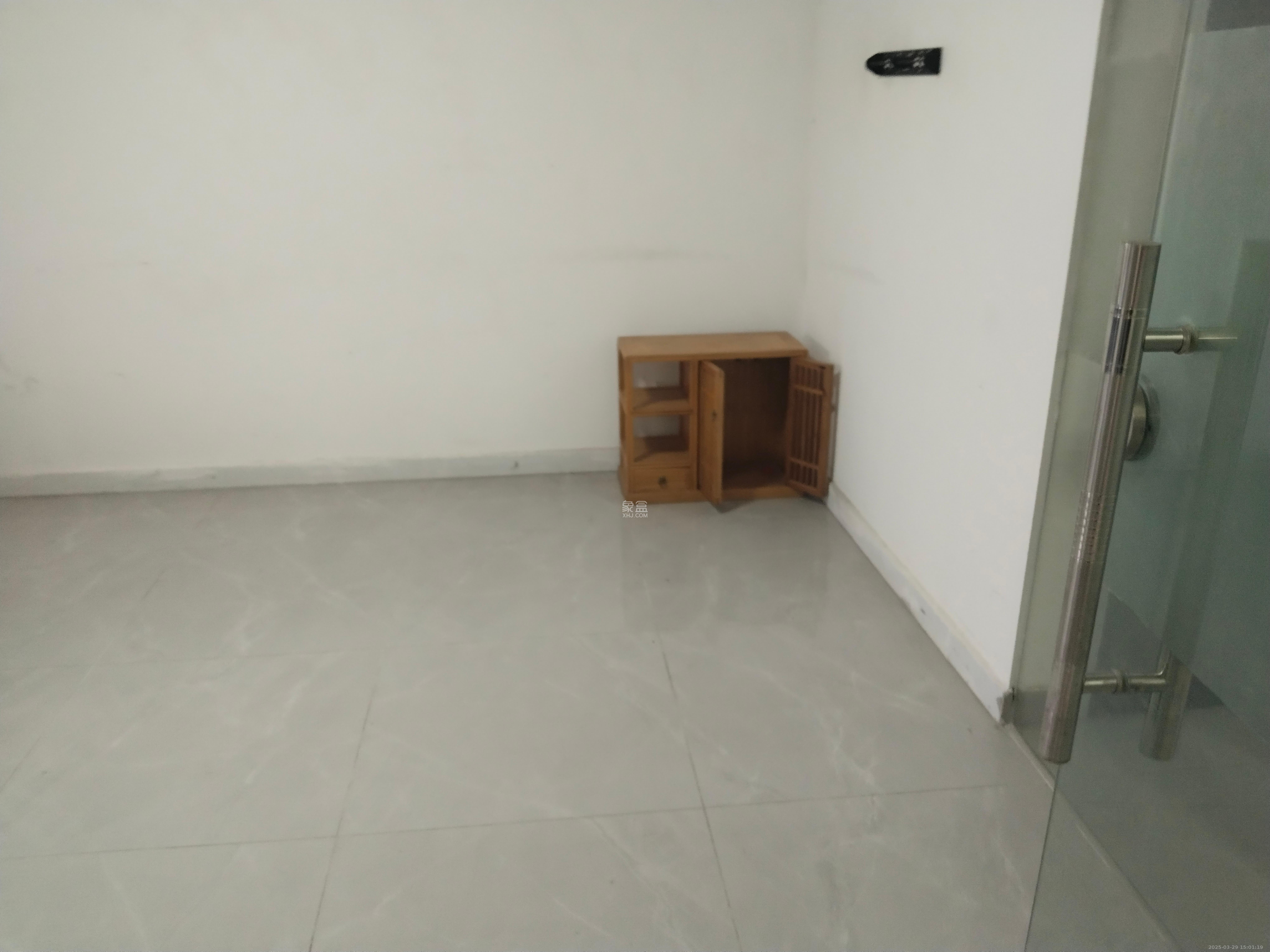 东友星座  3室2厅1卫   3600.00元/月室内图