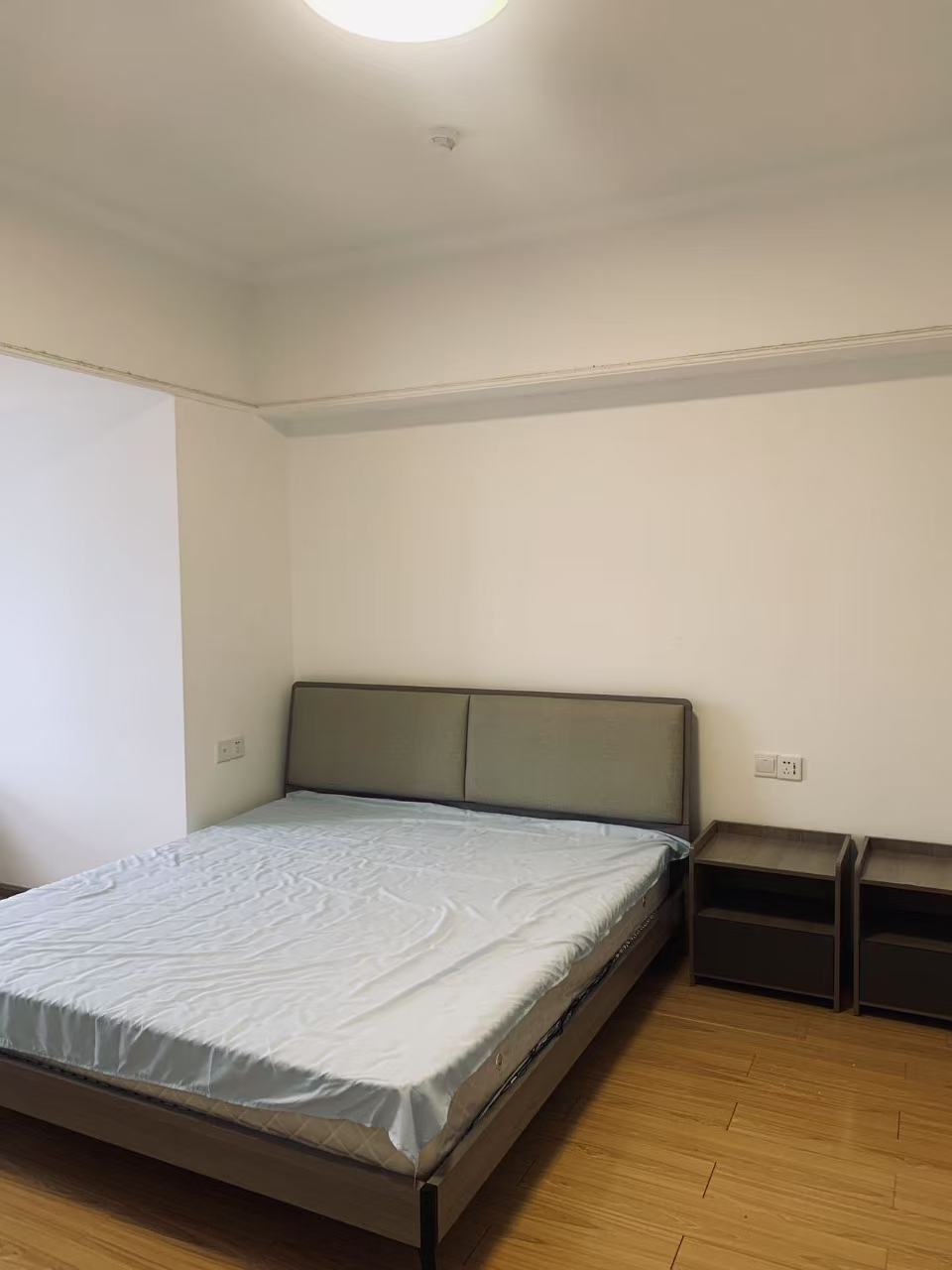 佳源罗马都市 1室1厅1卫 1400.0元/月 佳源罗马都市 1室1厅1卫 1400.0元/月室内图