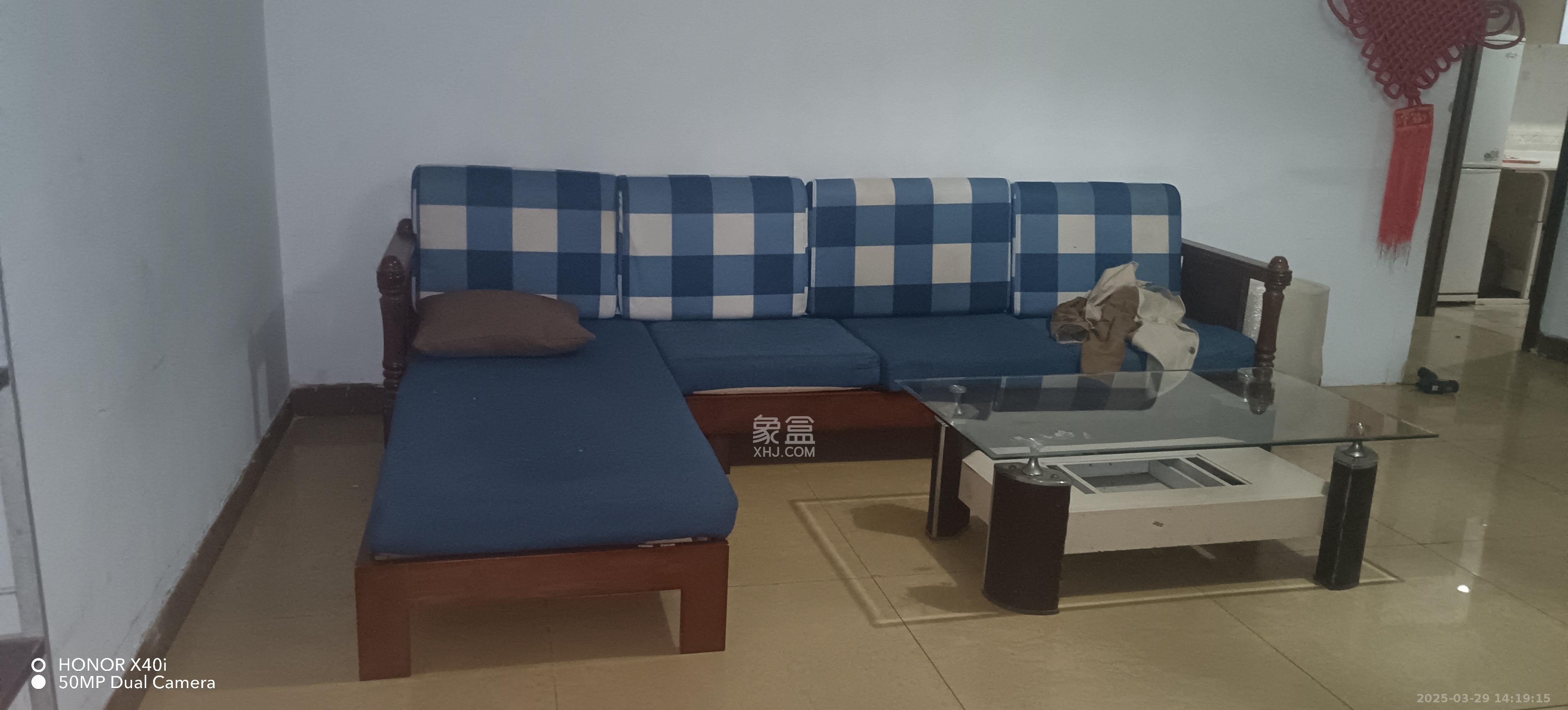 建行芙蓉支行宿舍  3室1厅2卫    3000.0元/月 建行芙蓉支行宿舍  3室1厅2卫    3000.0元/月室内图