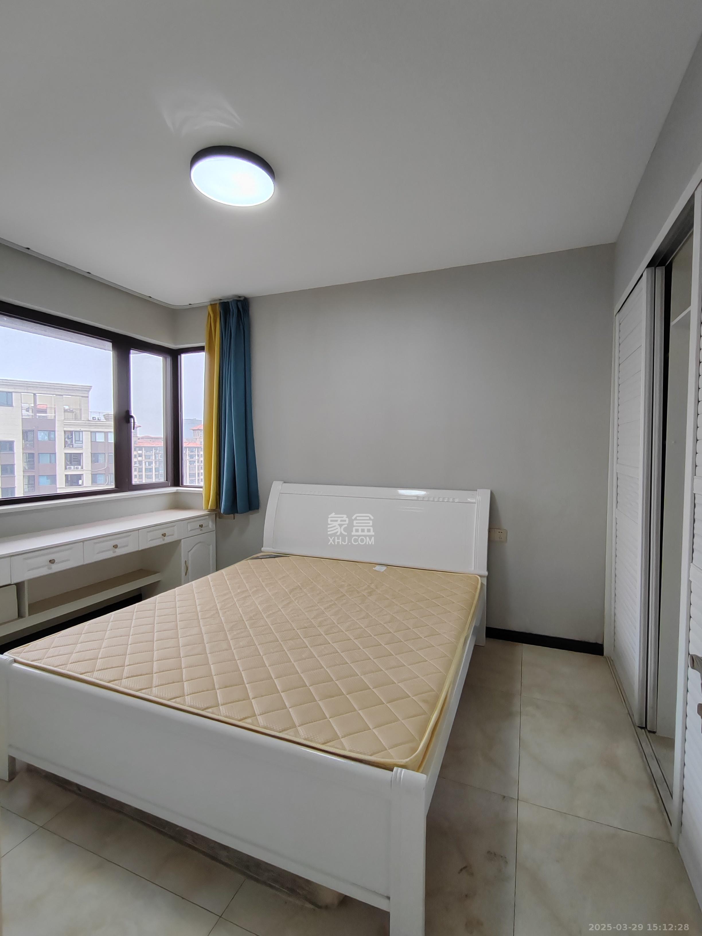 融创融公馆(融创臻苑) 3室2厅2卫 2200.0元/月 融创融公馆(融创臻苑) 3室2厅2卫 2200.0元/月室内图