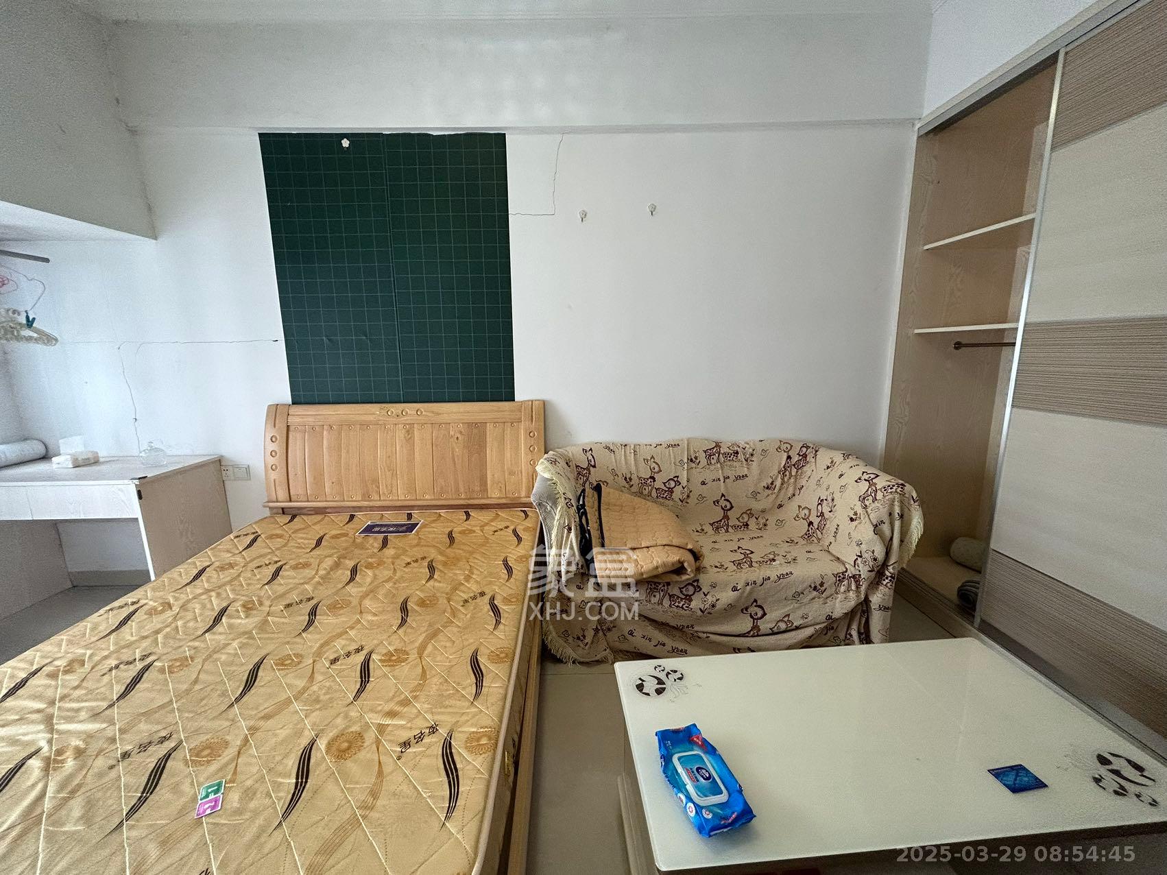 达美D6区  1室1厅1卫    1400.0元/月室内图