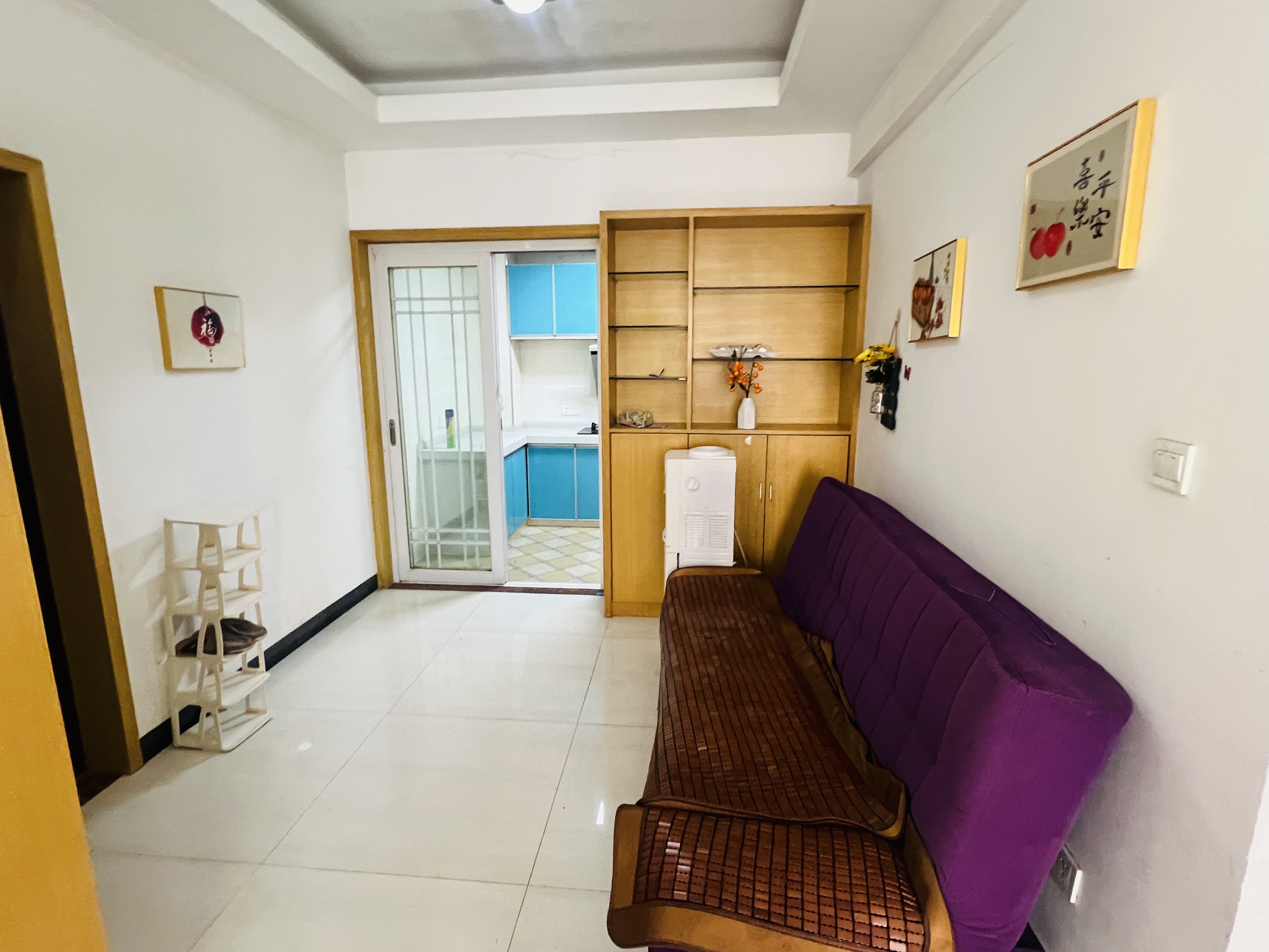 学府花园(文苑瑞景) 3室2厅2卫 1500.0元/月 学府花园(文苑瑞景) 3室2厅2卫 1500.0元/月室内图