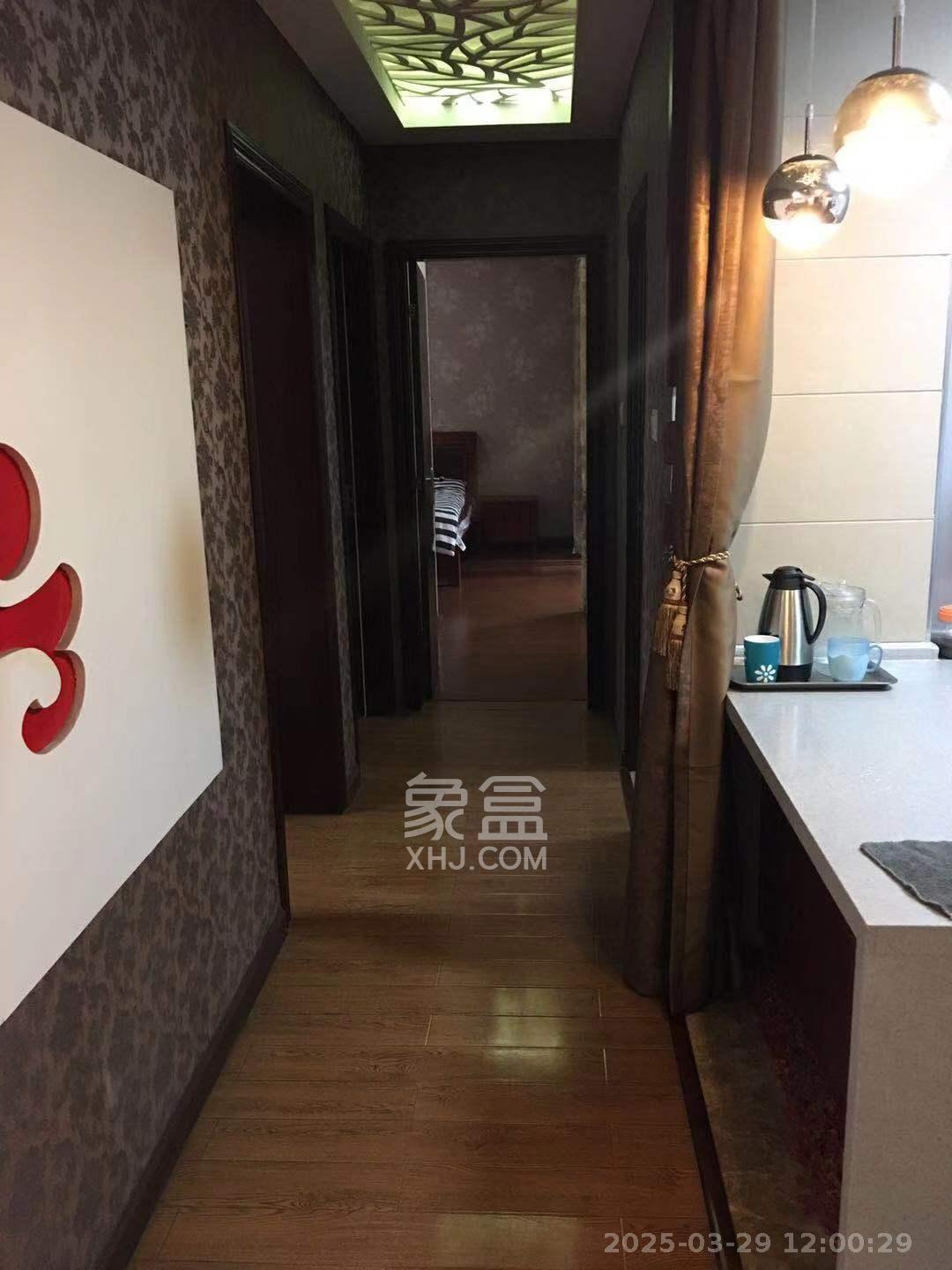 沁园春御院  3室2厅2卫   3000.00元/月室内图