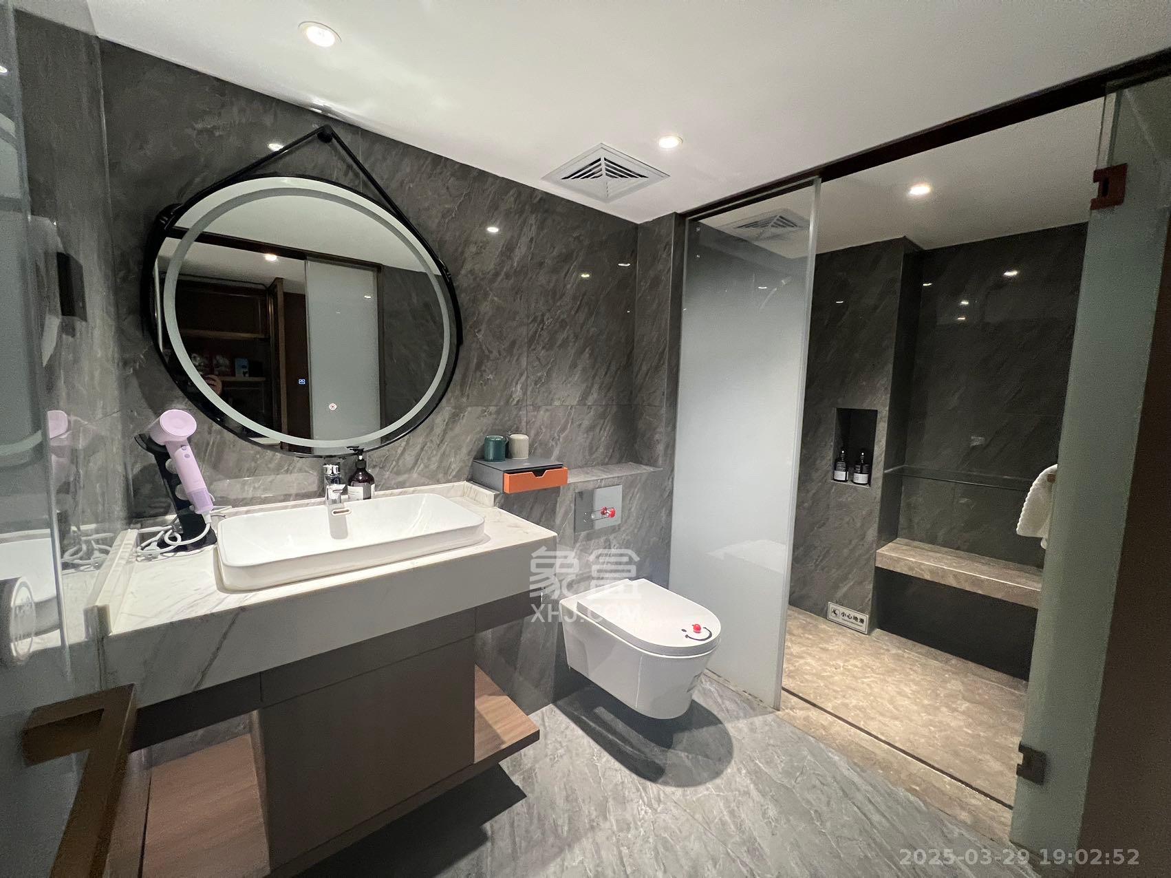 佳兆业云顶都汇 1室0厅0卫 2400.0元/月 佳兆业云顶都汇 1室0厅0卫 2400.0元/月室内图