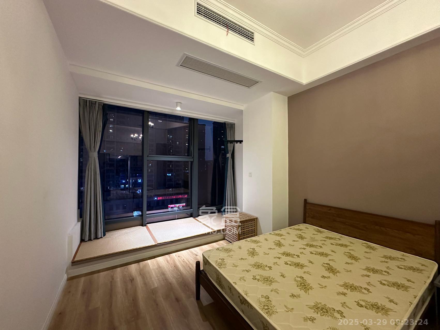 裕天国际商汇中心 1室0厅0卫 1500.0元/月 裕天国际商汇中心 1室0厅0卫 1500.0元/月室内图