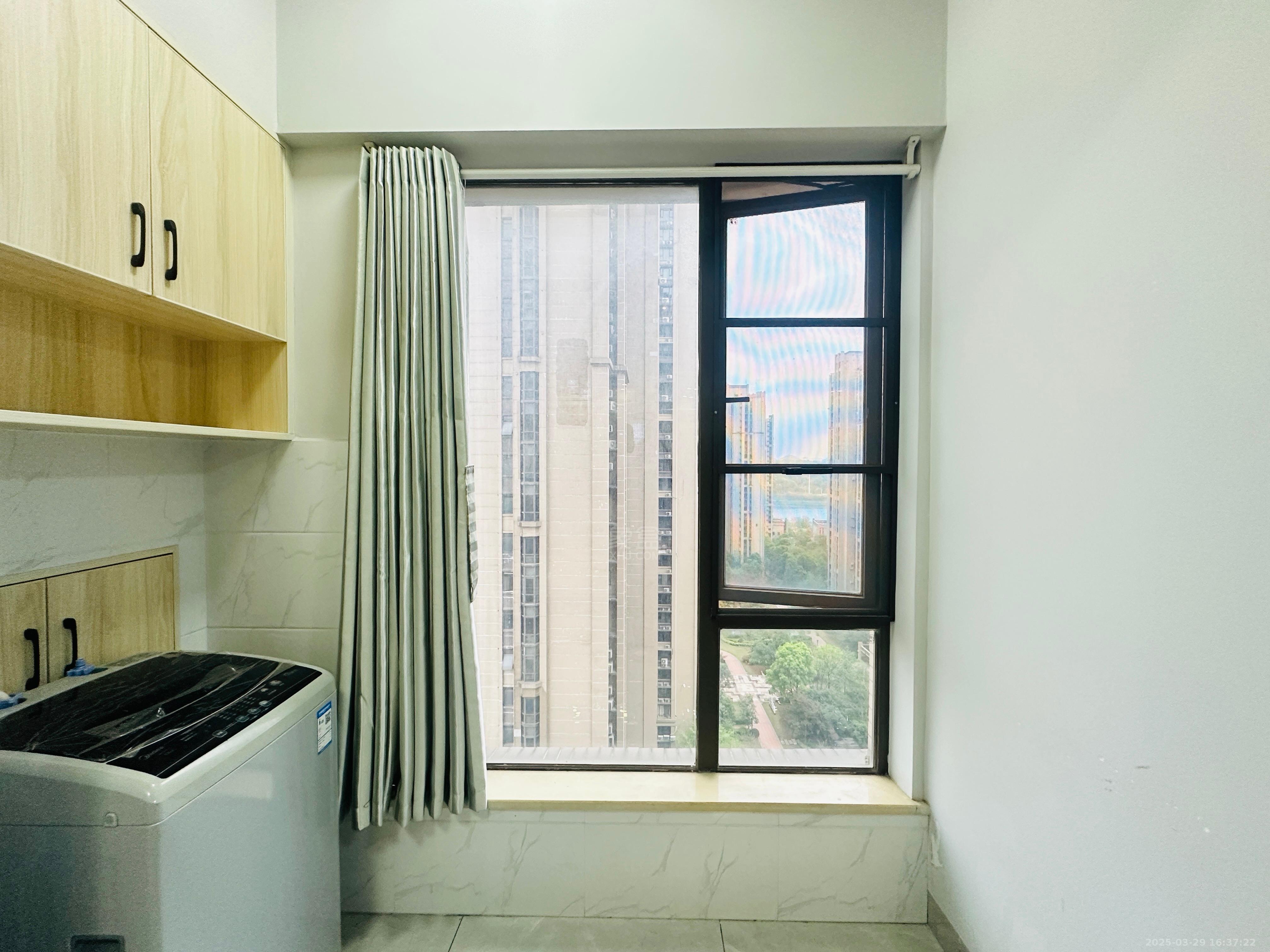 中泰财富湘江 1室1厅1卫 1300.0元/月 中泰财富湘江 1室1厅1卫 1300.0元/月室内图