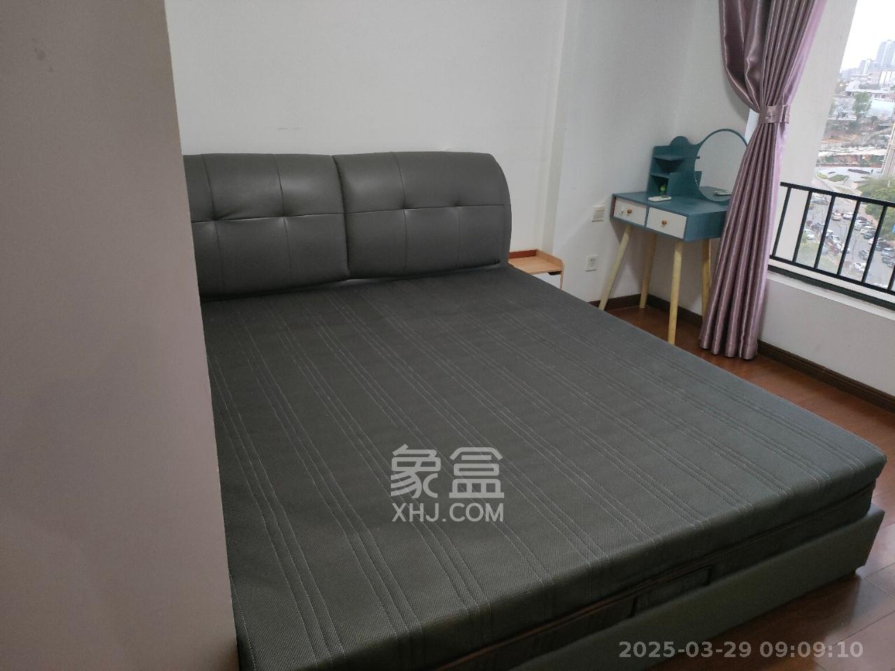 万科金域华府三四期  3室1厅1卫   2700.00元/月室内图